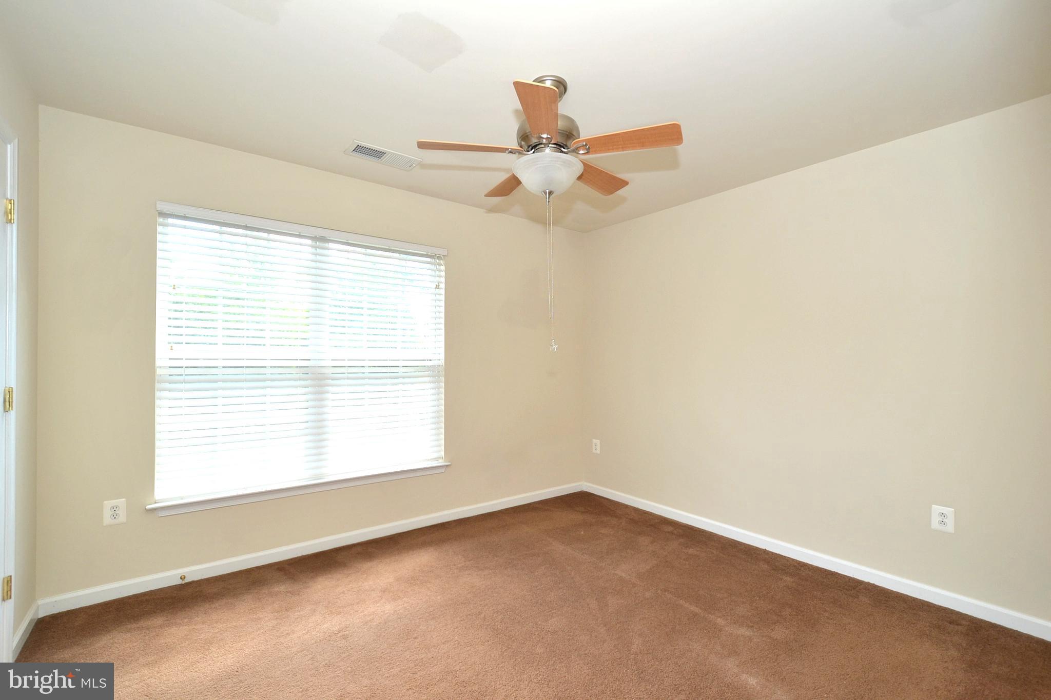 WESTBURY - Residential