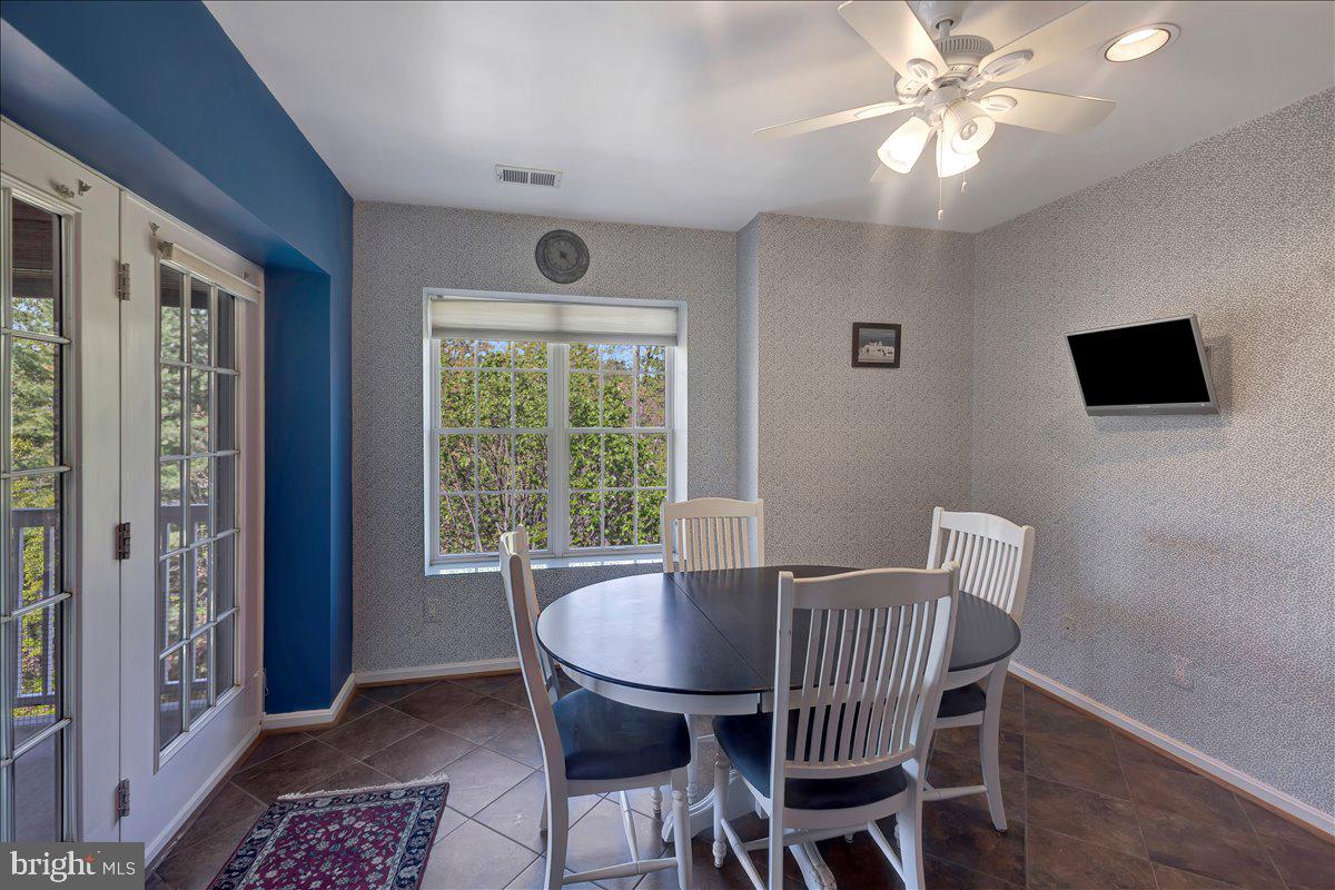 ROSSLARE RIDGE - Residential