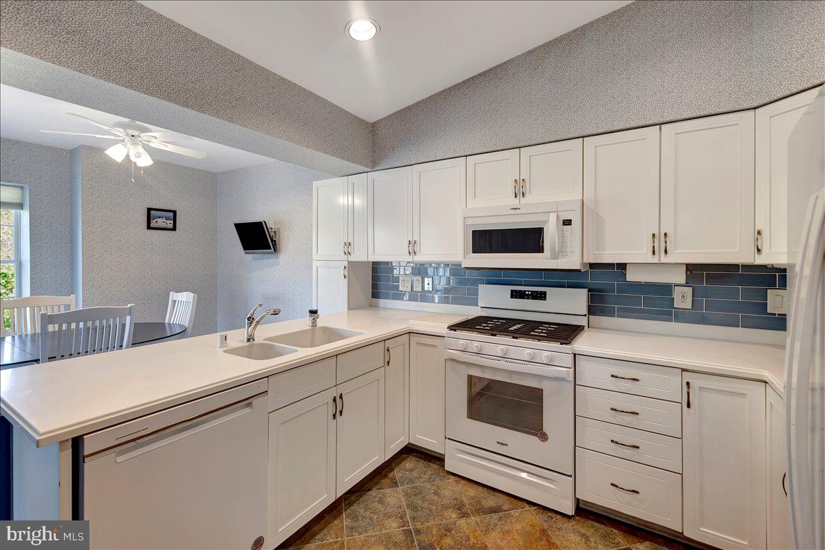 ROSSLARE RIDGE - Residential