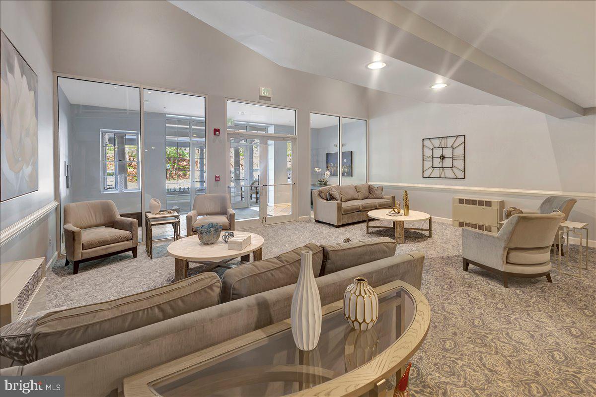 ROSSLARE RIDGE - Residential