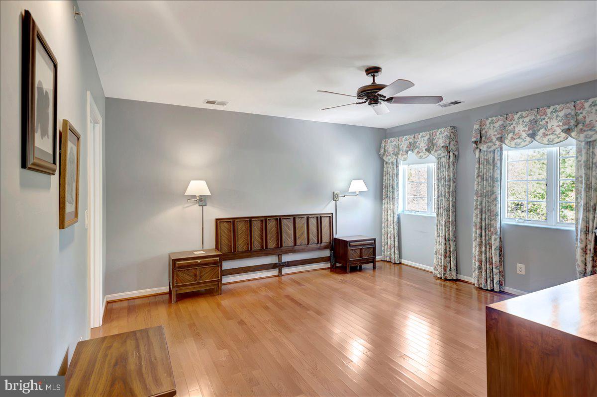 ROSSLARE RIDGE - Residential