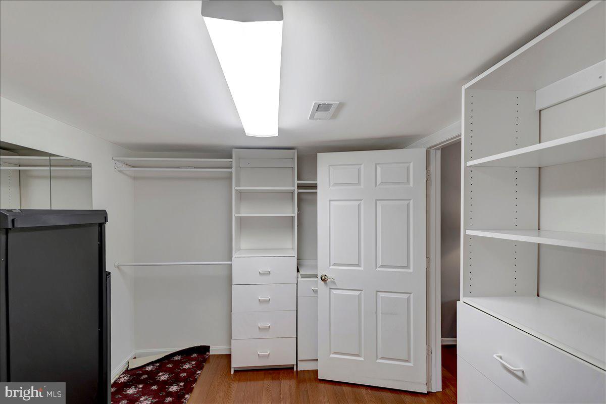 ROSSLARE RIDGE - Residential