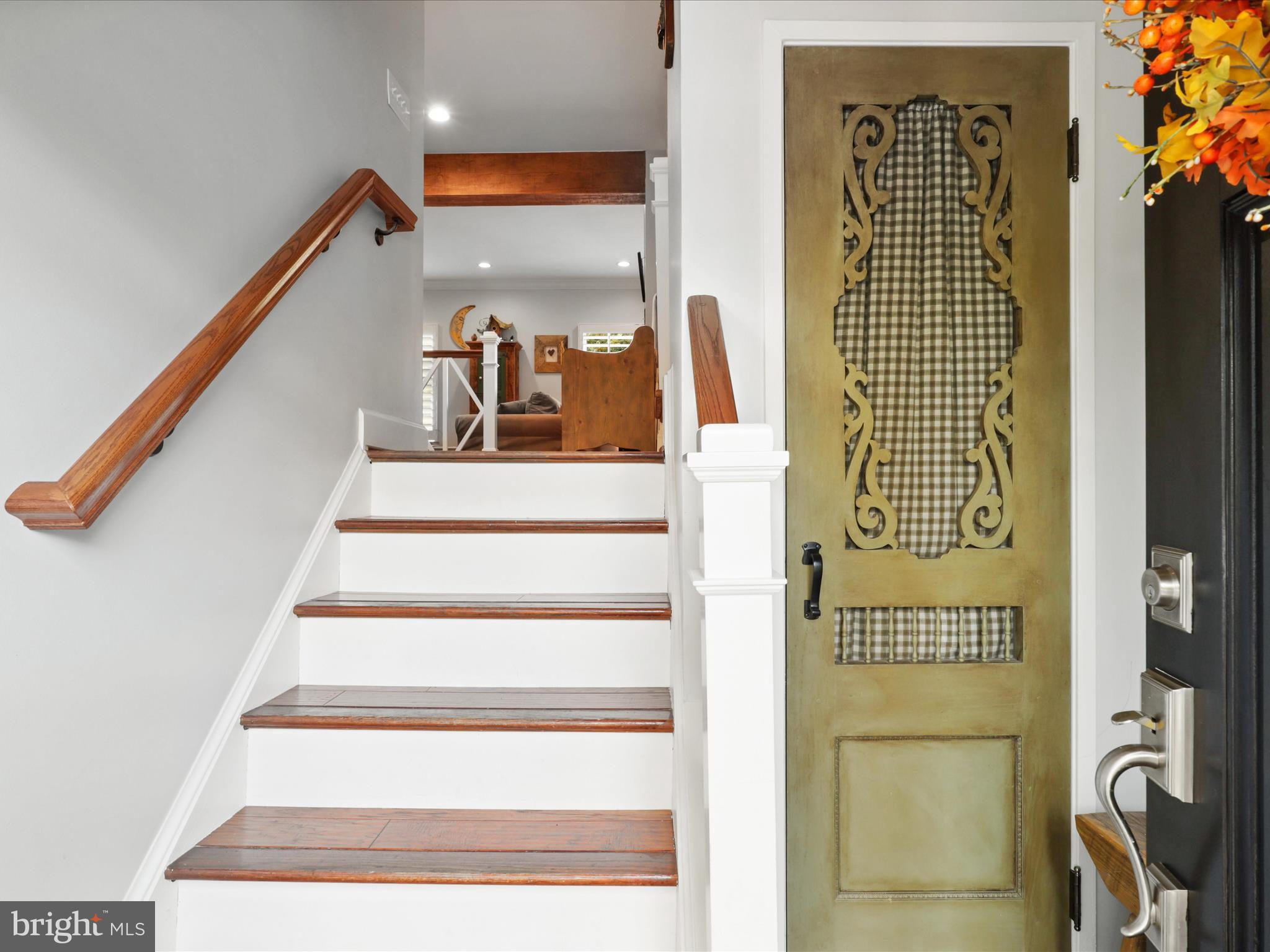 HUNTERS SQUARE - Residential