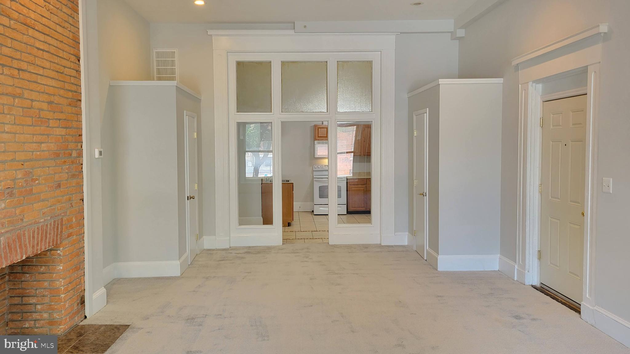 LEXINGTON MARKET - Residential Lease