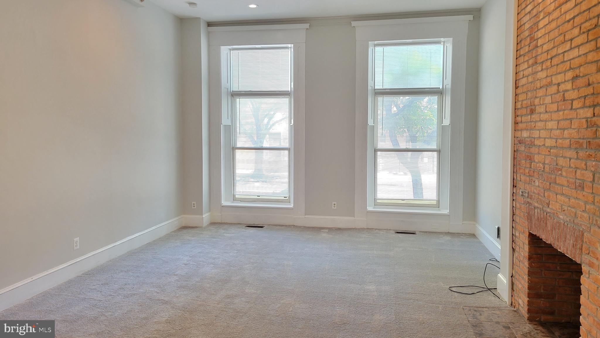 LEXINGTON MARKET - Residential Lease