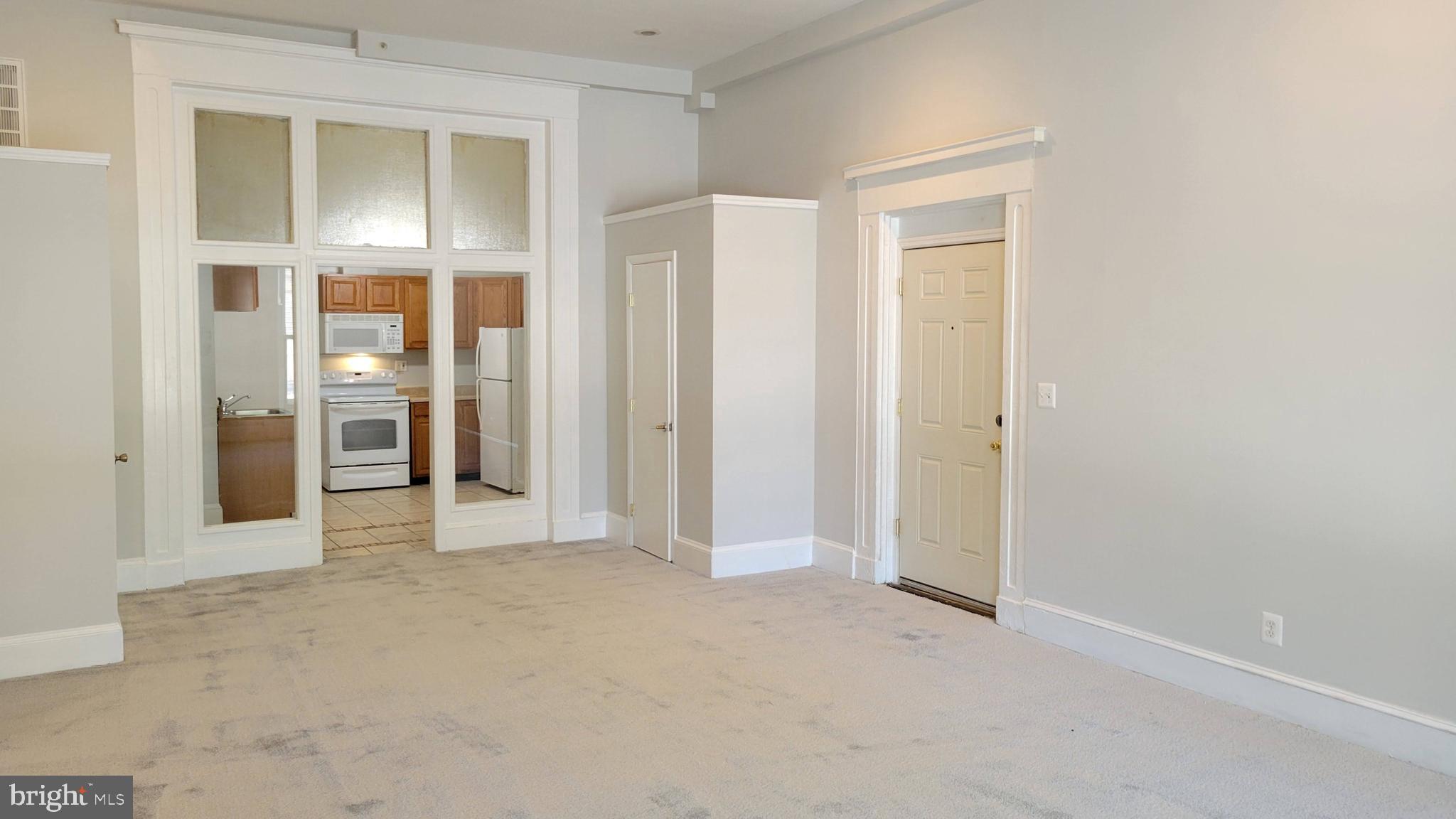 LEXINGTON MARKET - Residential Lease