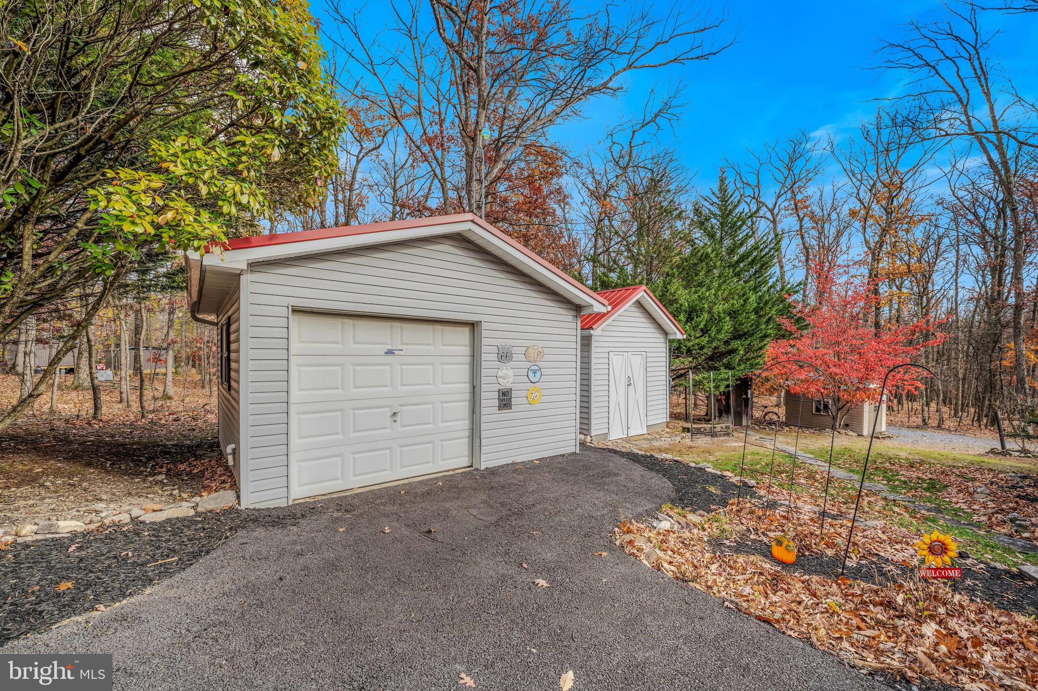 SLEEPY HOLLOW SUBDIVISION - Residential