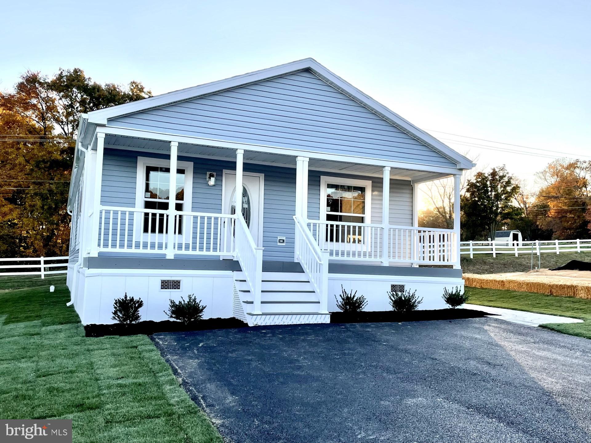 CHESTNUT POINT ESTATES - Residential