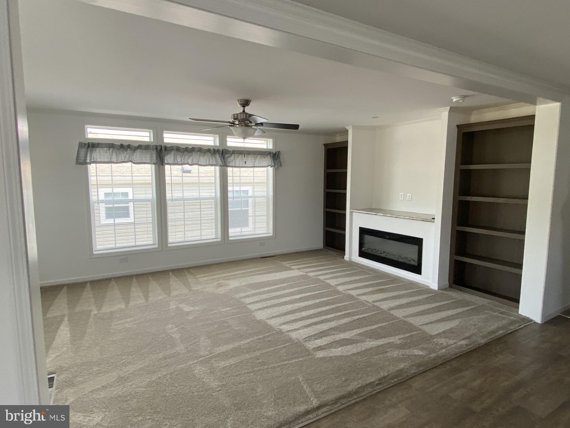 CHESTNUT POINT ESTATES - Residential