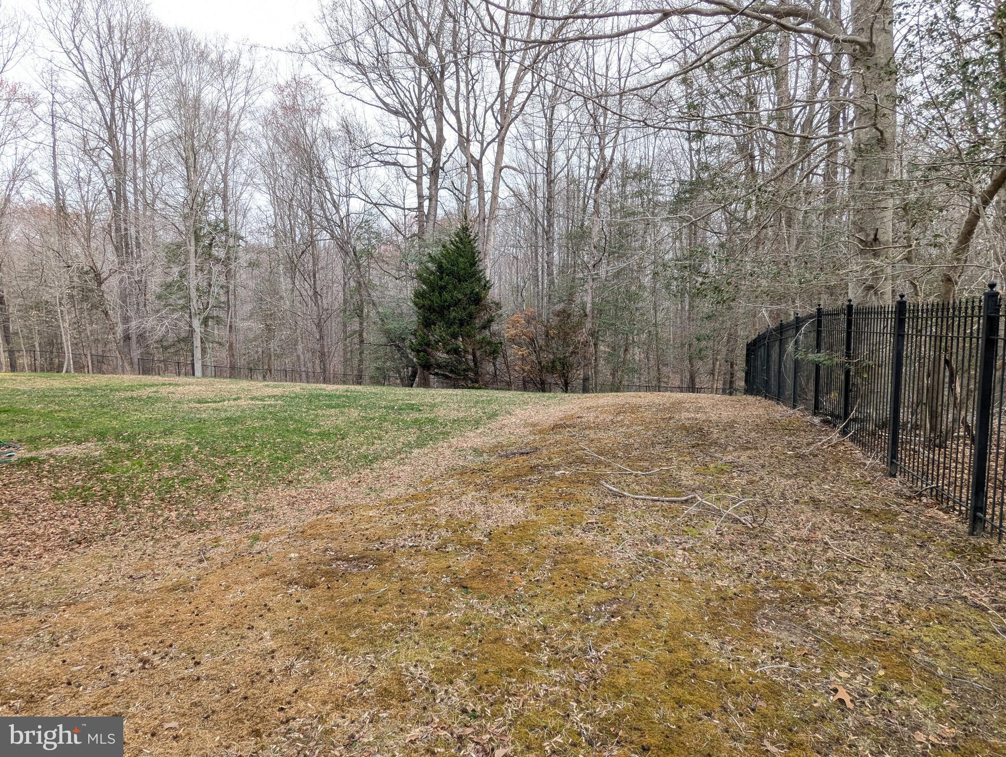 LONGMEADE - Residential