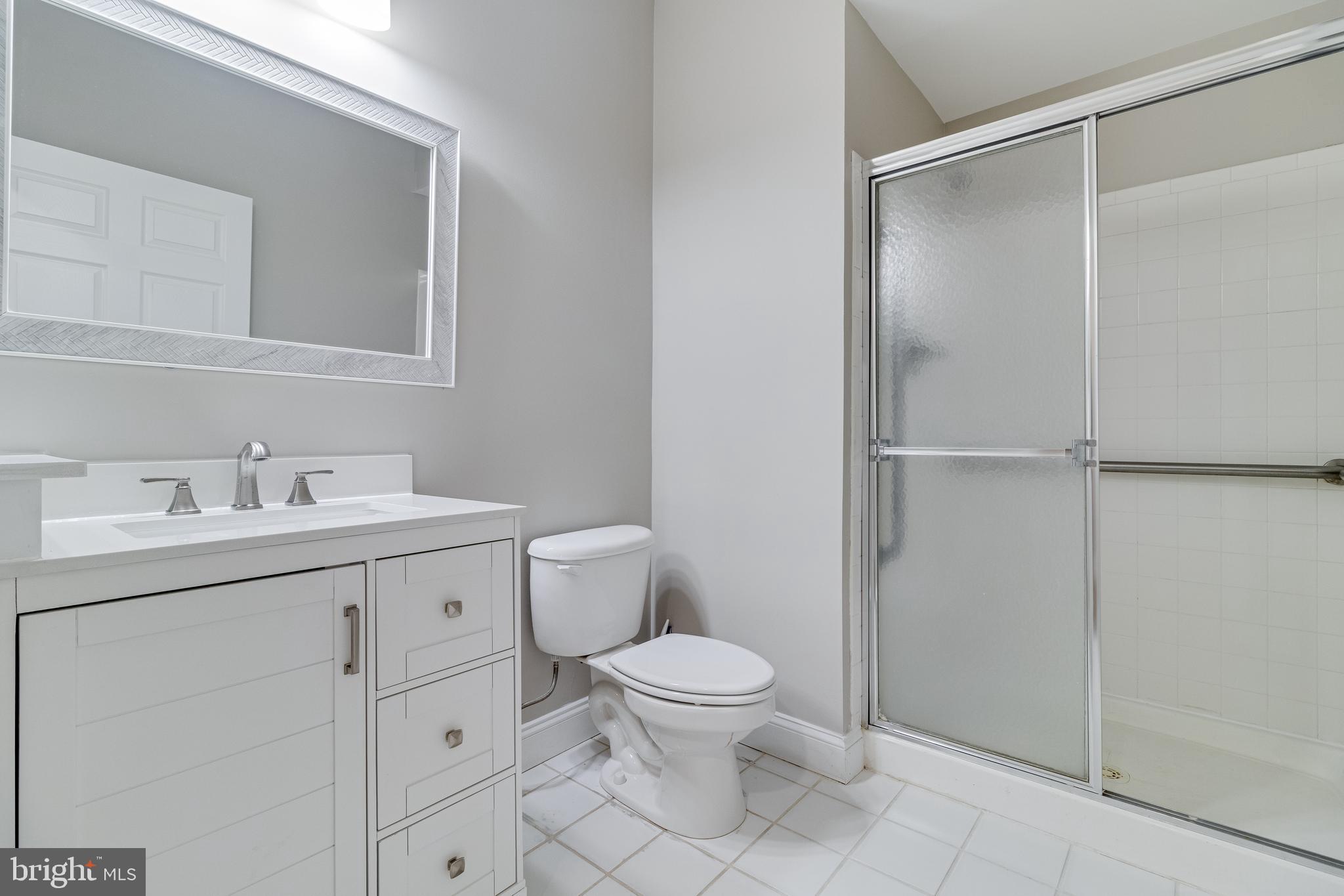 LONGMEADE - Residential