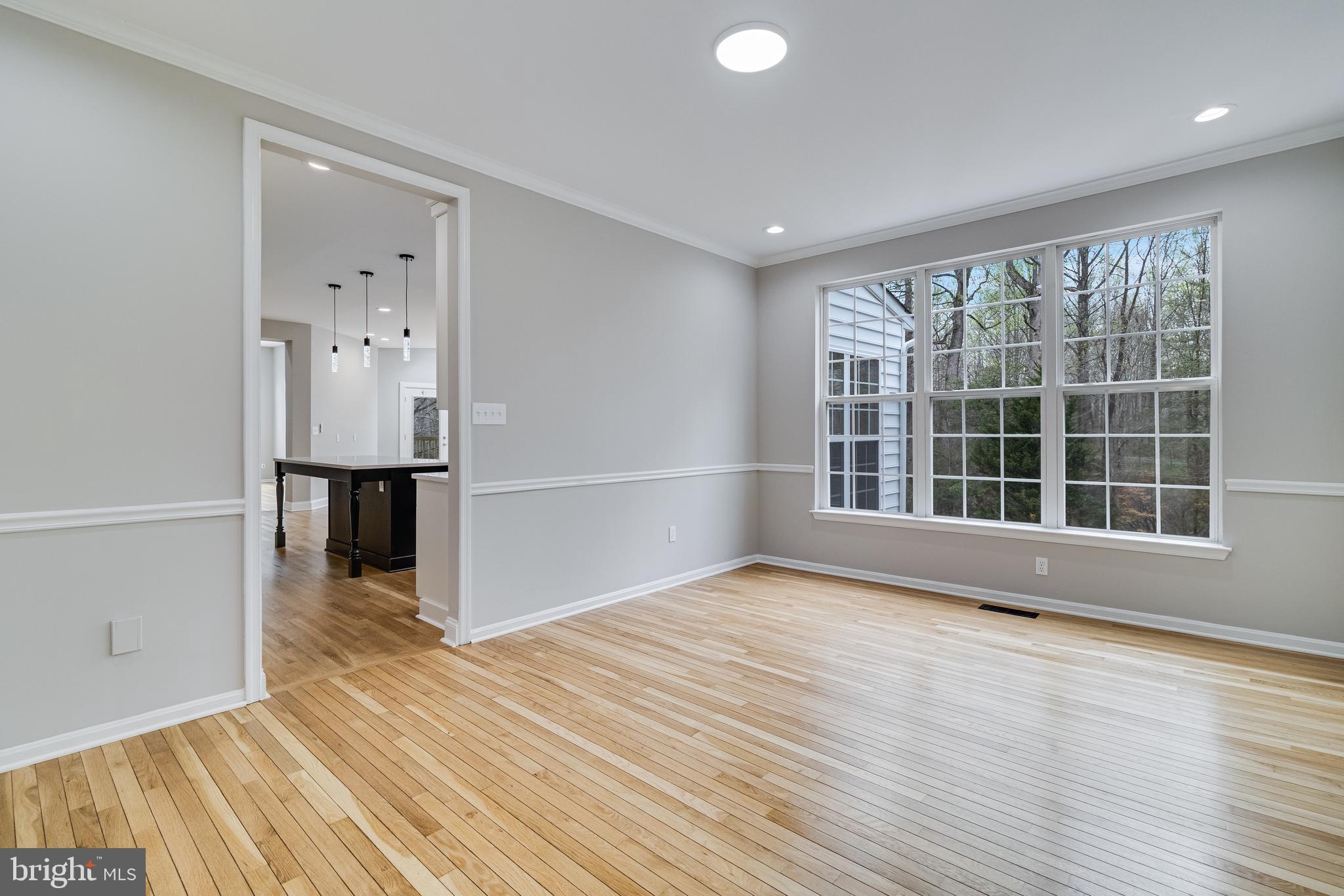 LONGMEADE - Residential