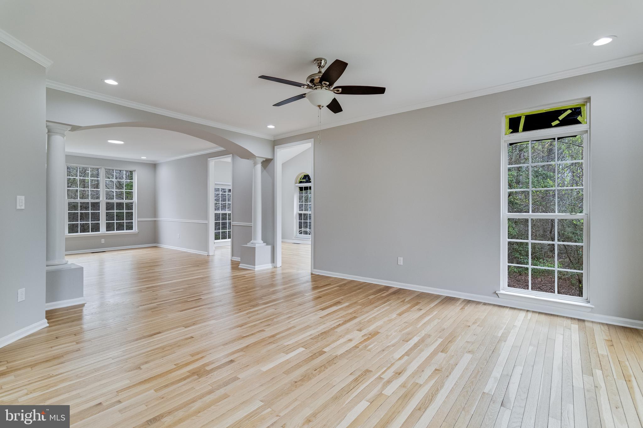 LONGMEADE - Residential