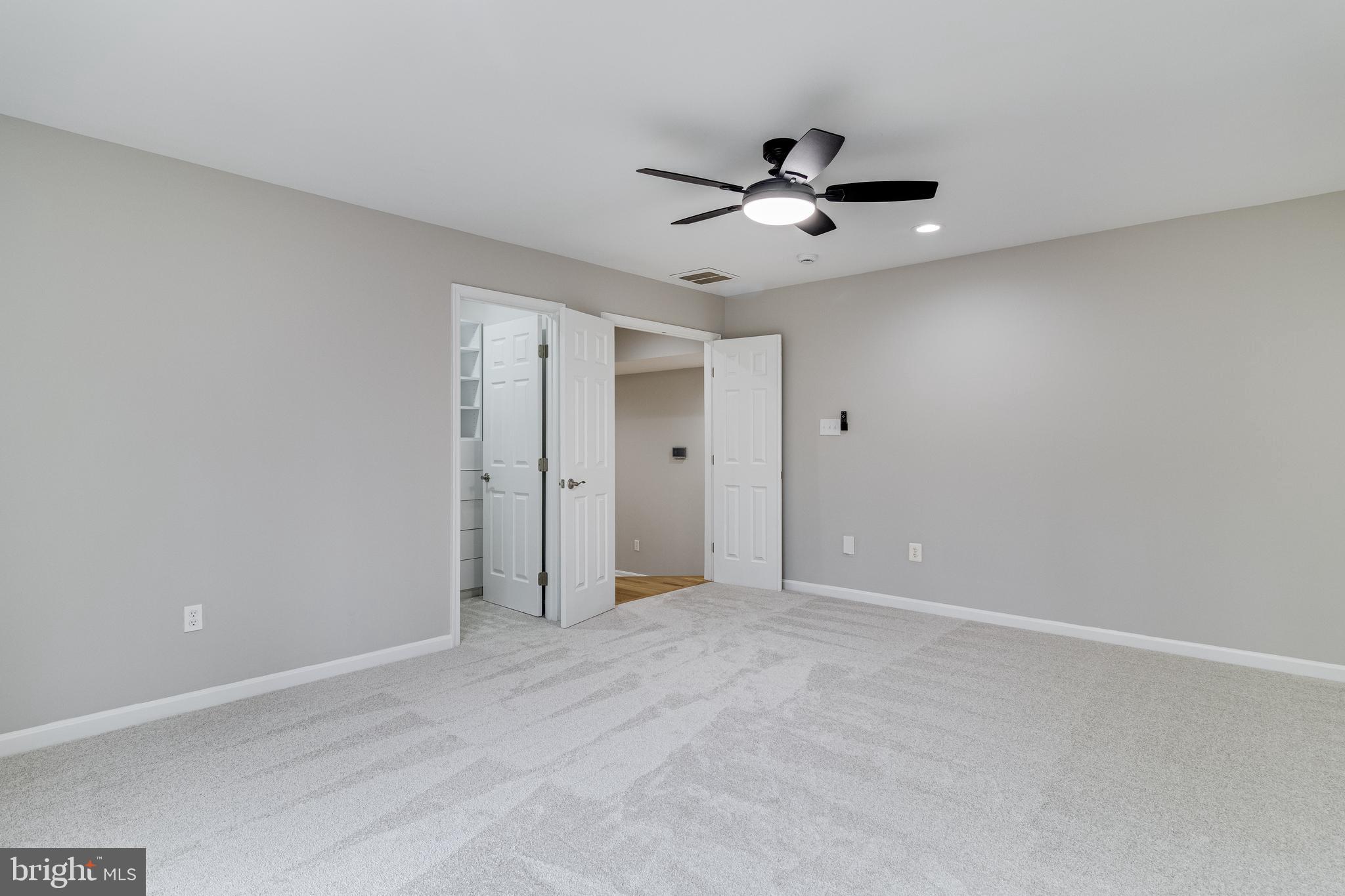 LONGMEADE - Residential