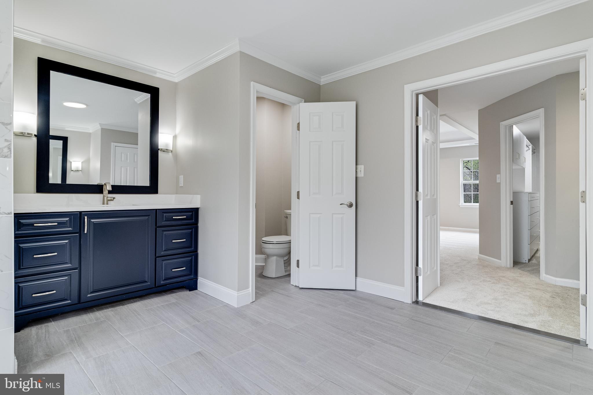 LONGMEADE - Residential