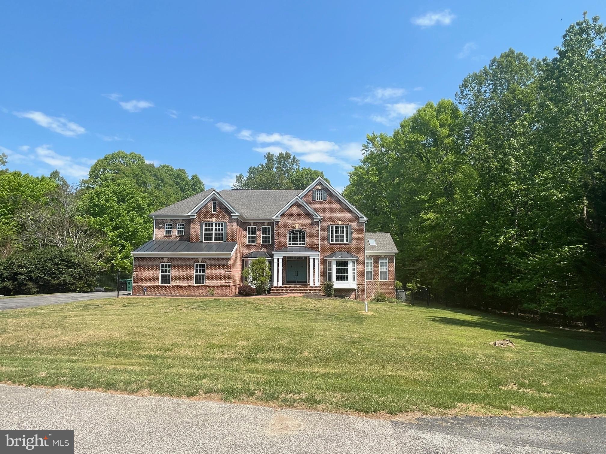 LONGMEADE - Residential