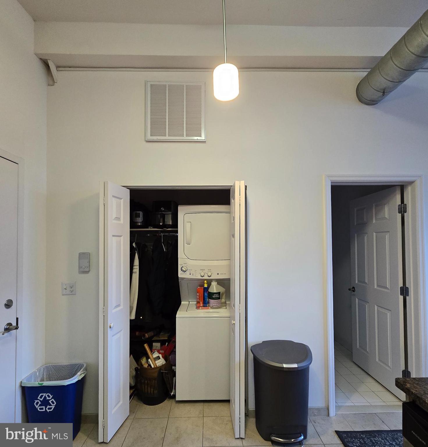 MANAYUNK - Residential Lease