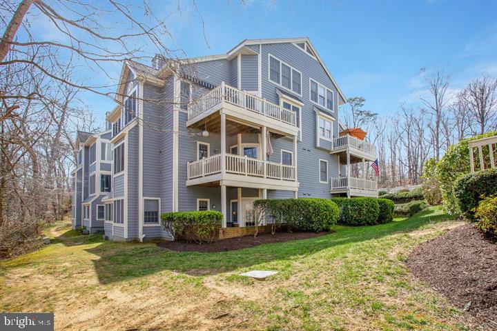 2700 SUMMERVIEW WAY 101