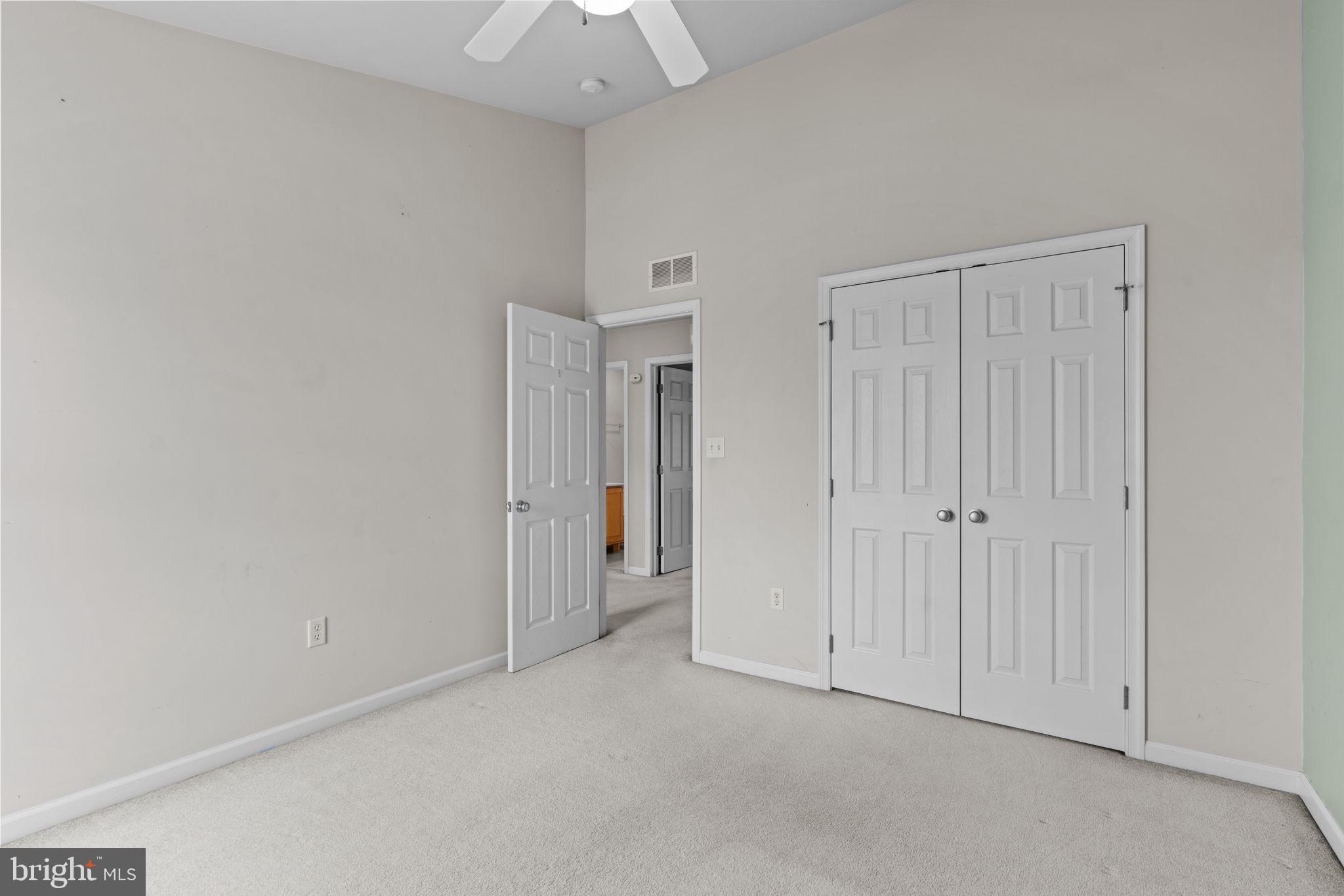 IVY RIDGE - Residential