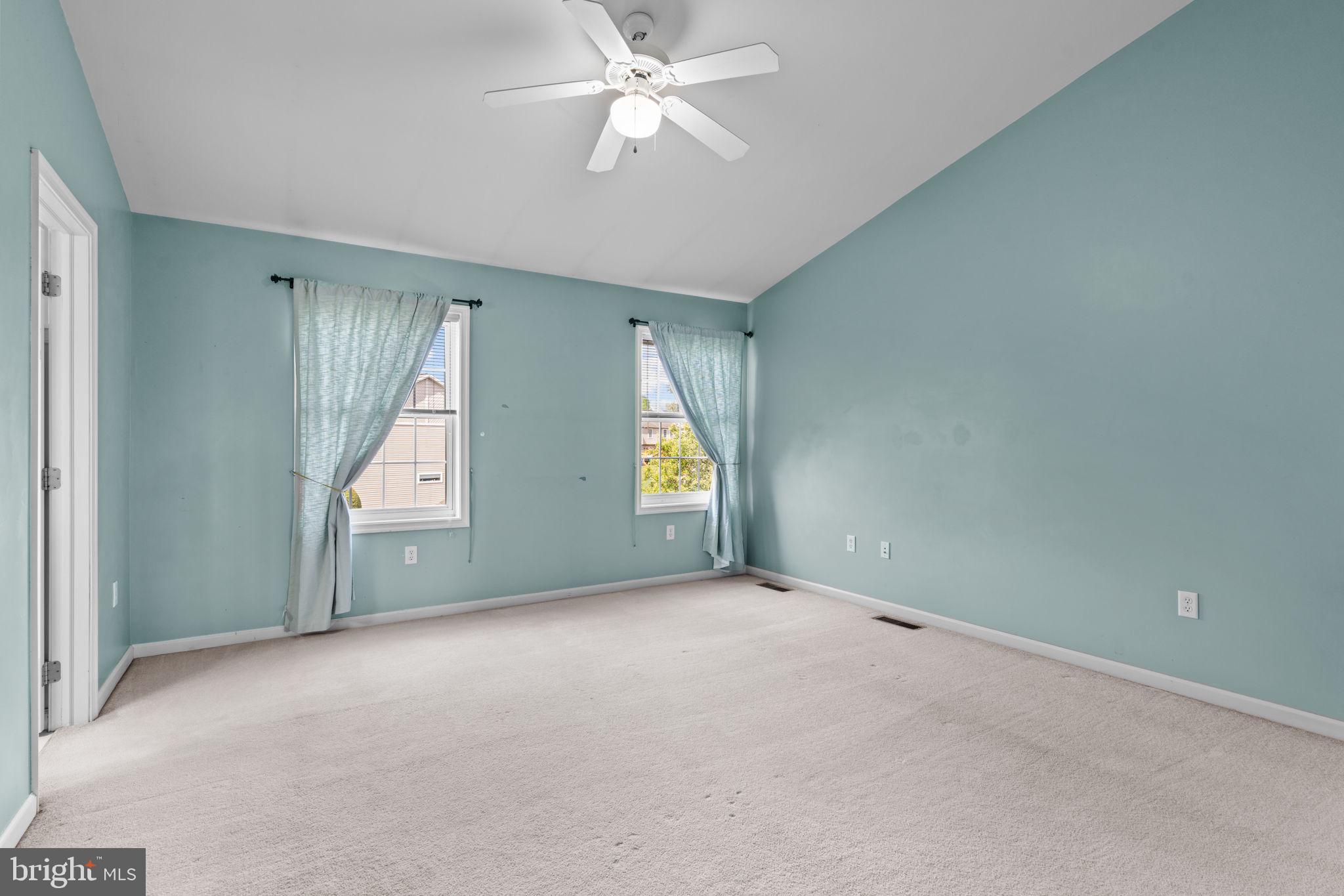 IVY RIDGE - Residential