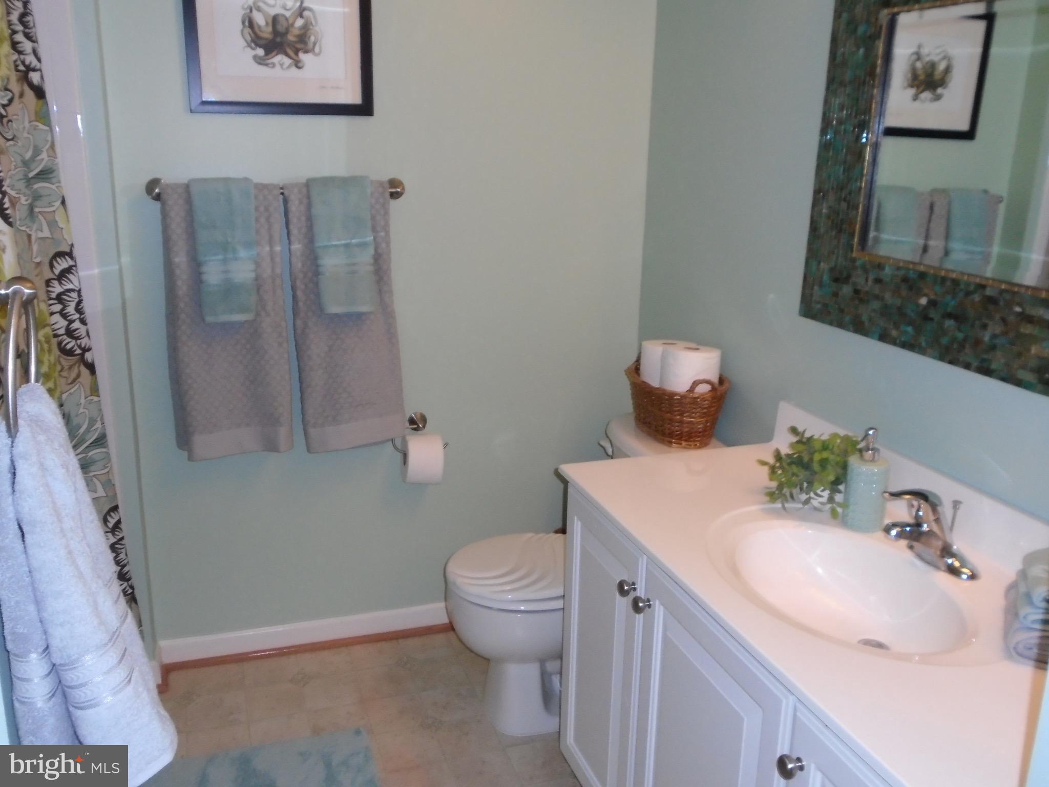 LAKELAND PLACE - Residential