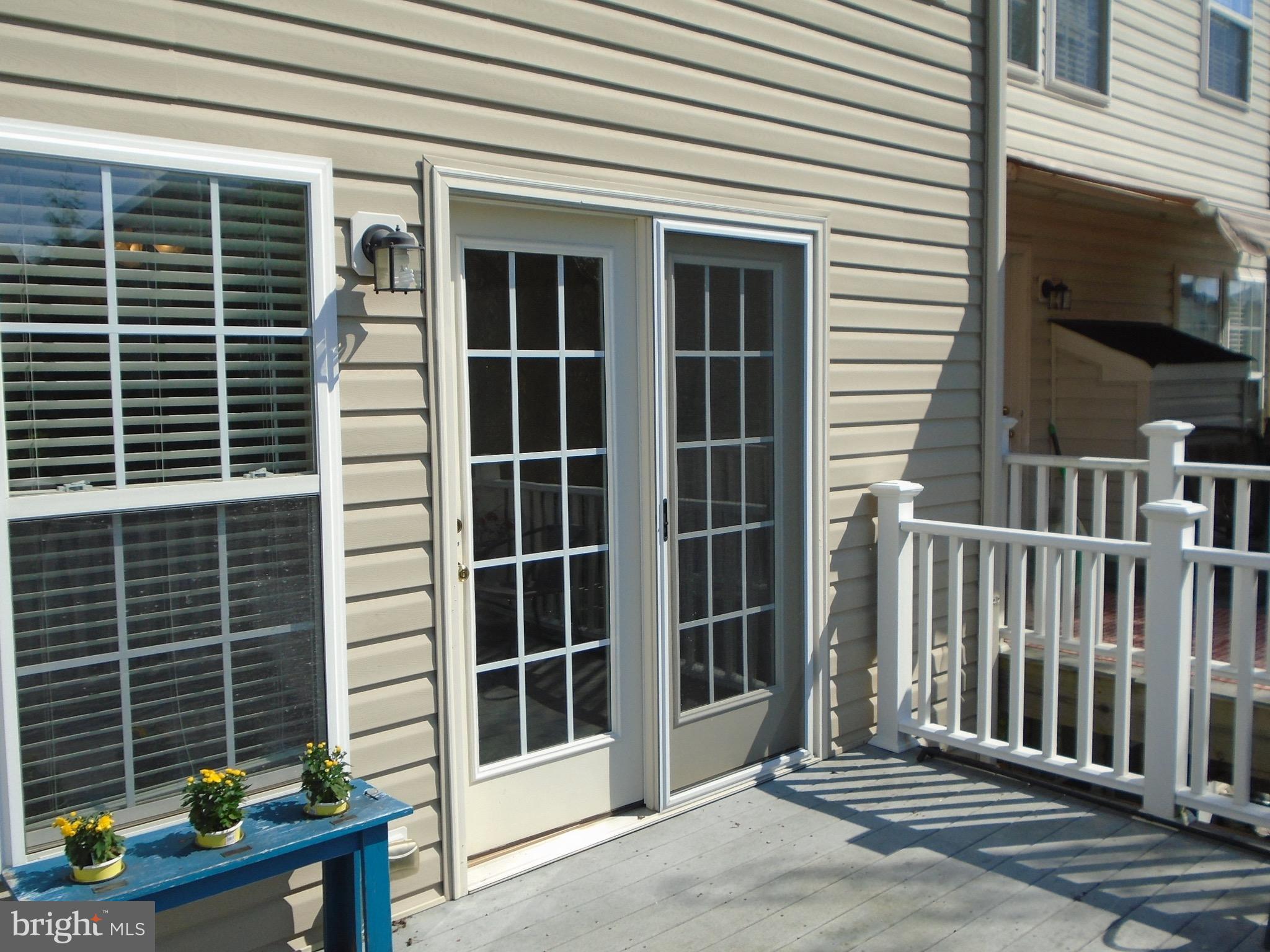 LAKELAND PLACE - Residential