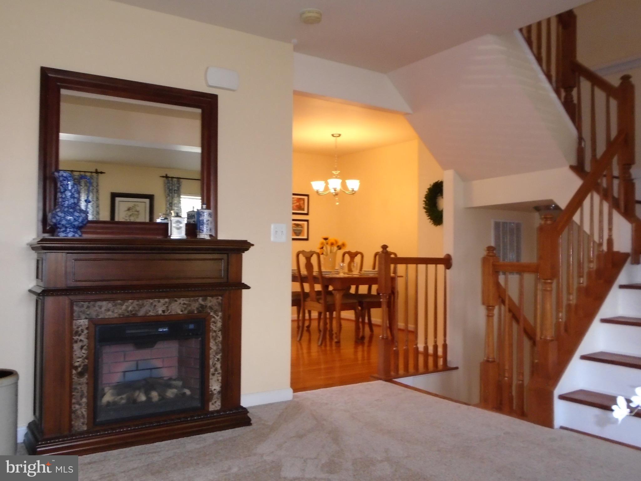 LAKELAND PLACE - Residential