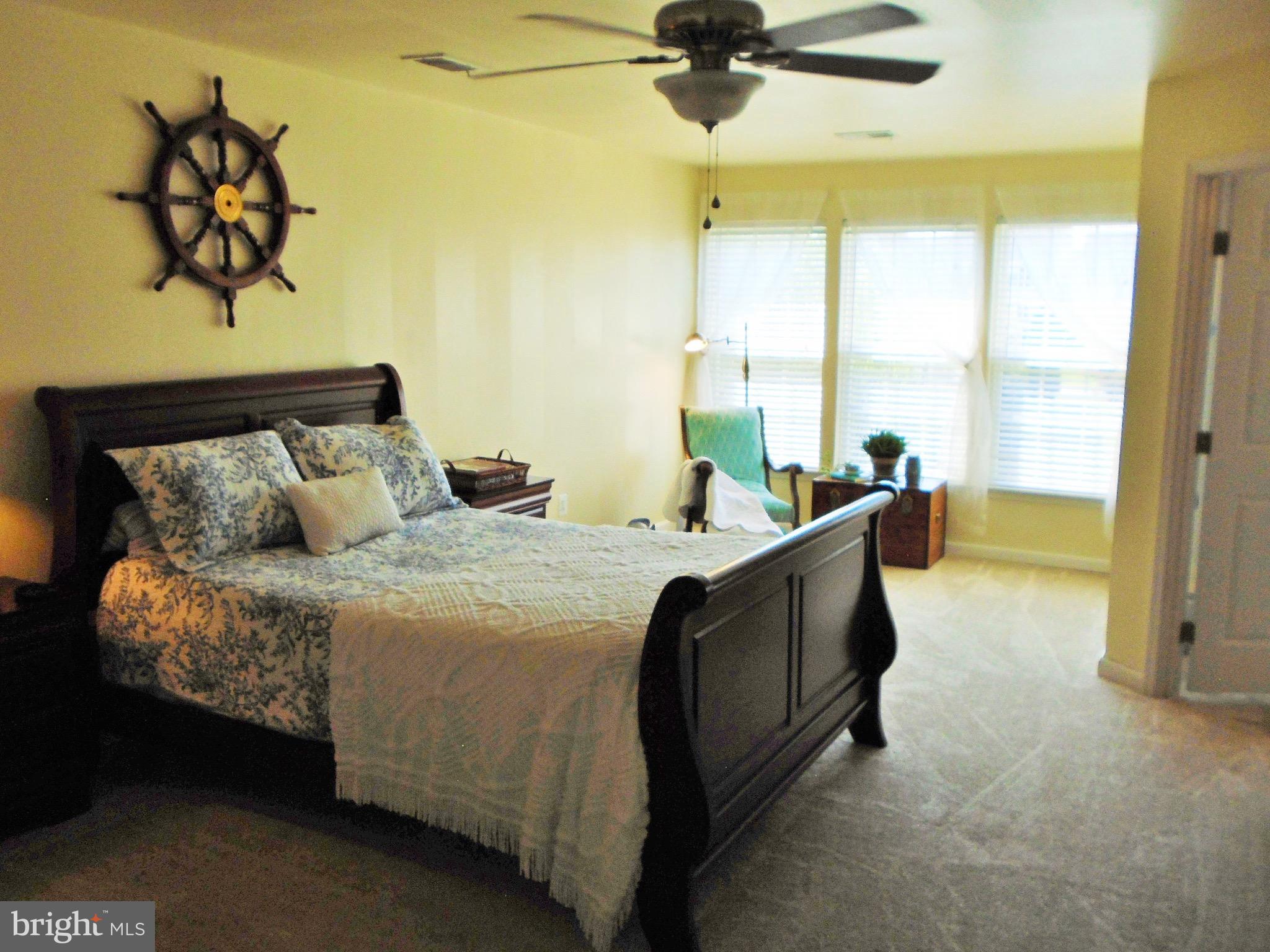 LAKELAND PLACE - Residential