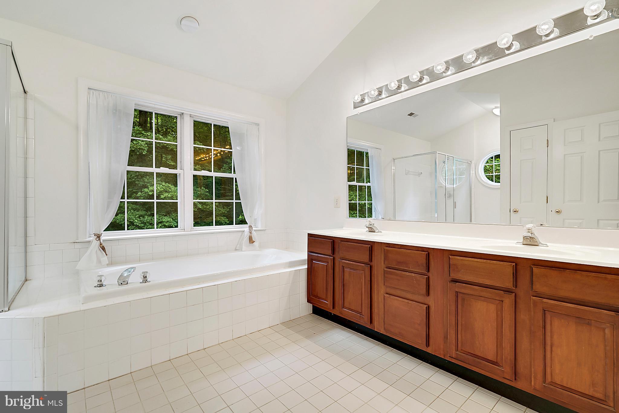 QUAIL RIDGE - Residential