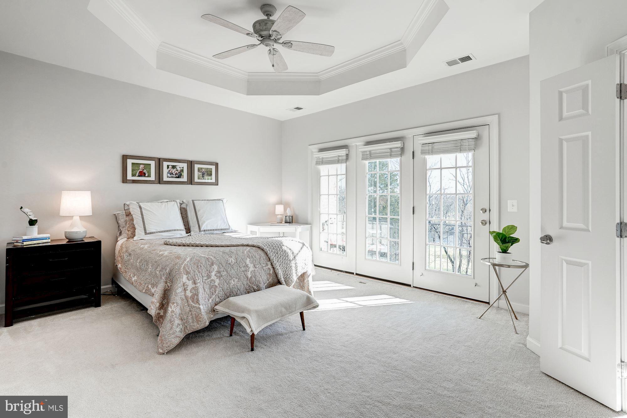 RIVER CREEK - Residential