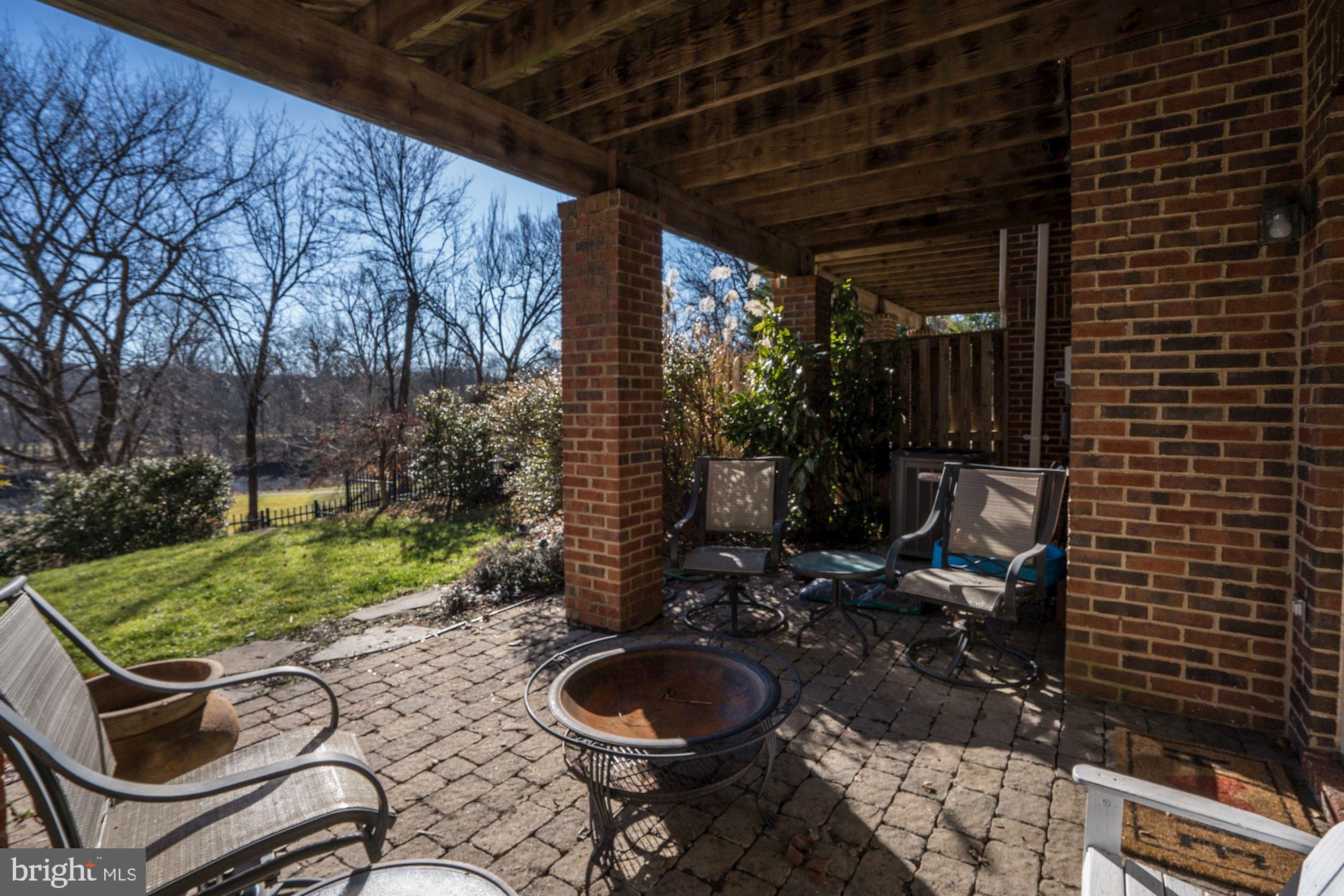 RIVER CREEK - Residential