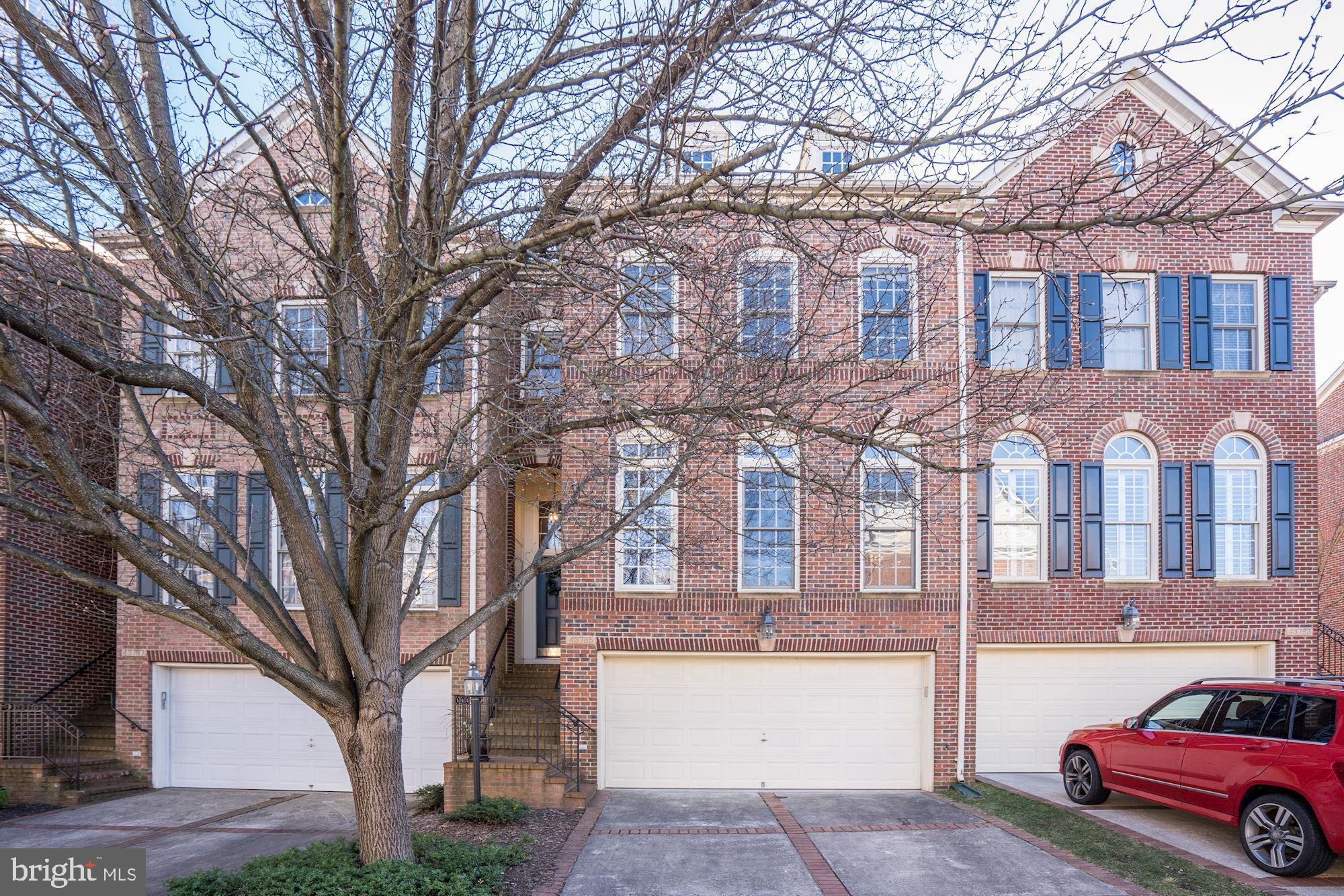 RIVER CREEK - Residential