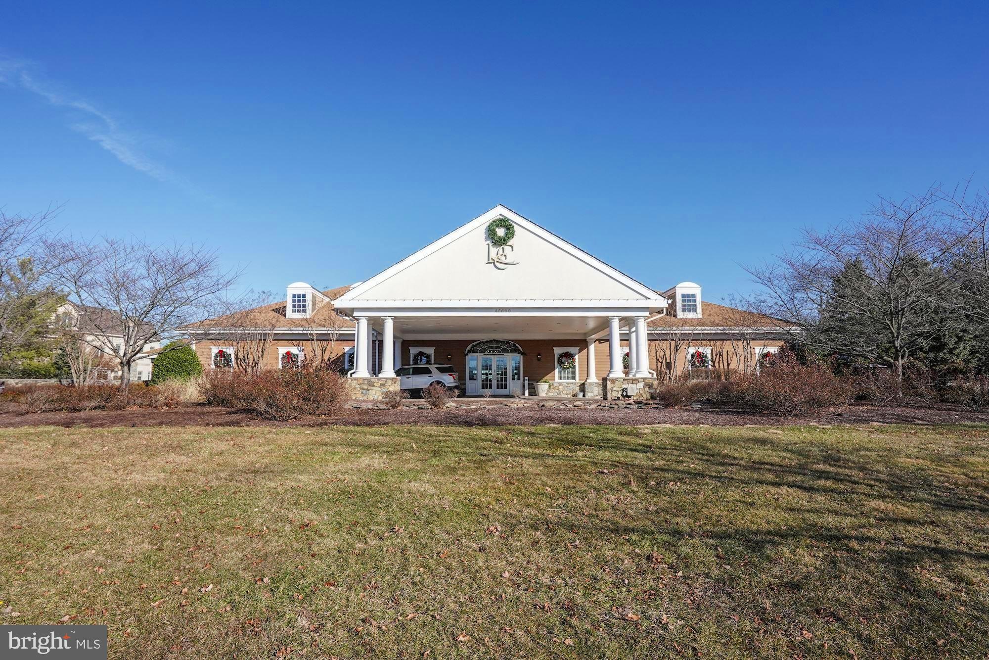 RIVER CREEK - Residential