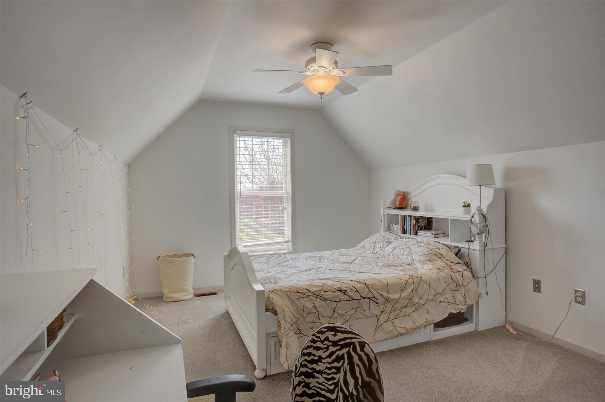 MEADOWBROOK FARMS - Residential