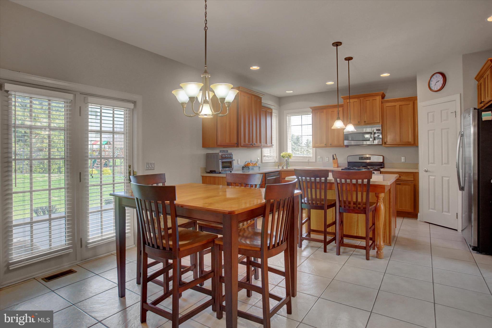 MEADOWBROOK FARMS - Residential