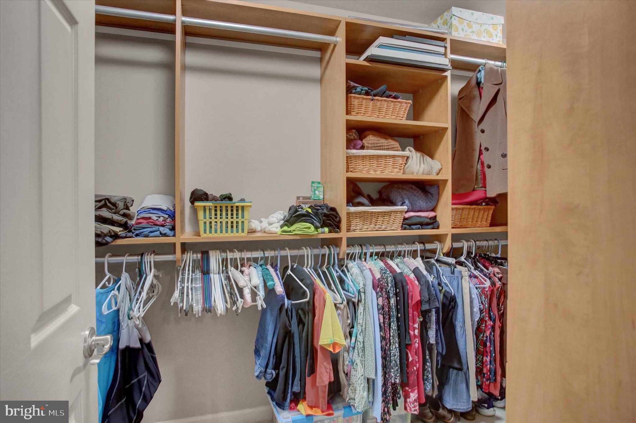 MEADOWBROOK FARMS - Residential