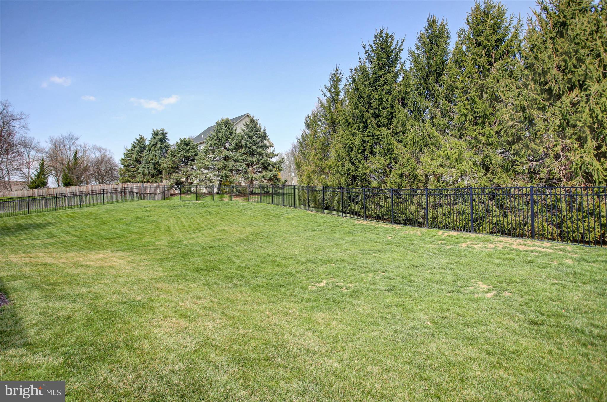 MEADOWBROOK FARMS - Residential