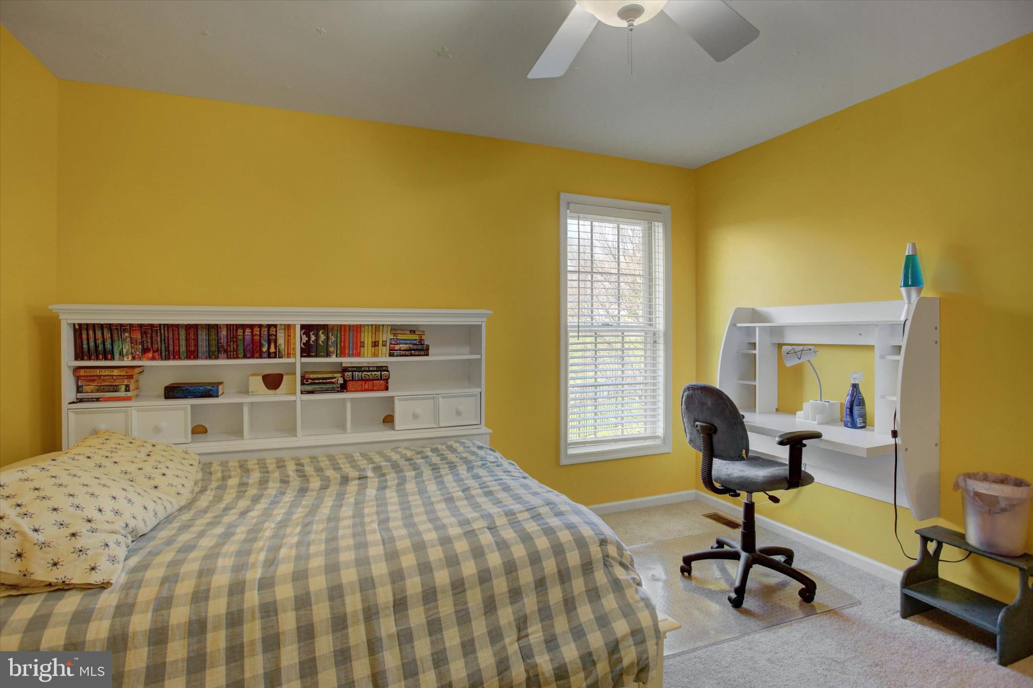 MEADOWBROOK FARMS - Residential