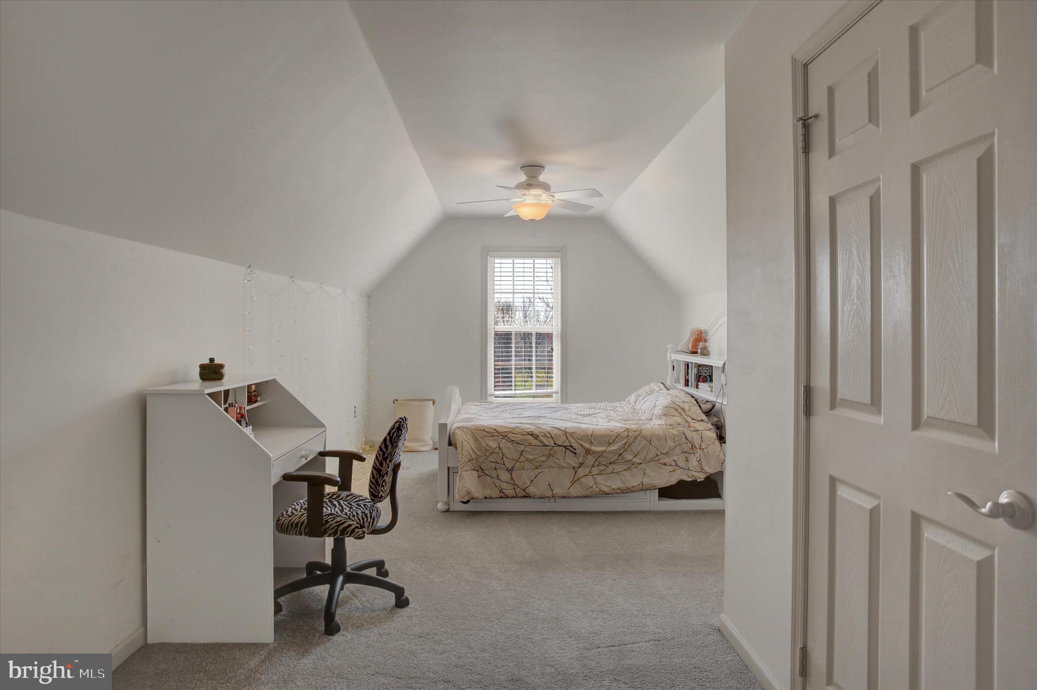 MEADOWBROOK FARMS - Residential