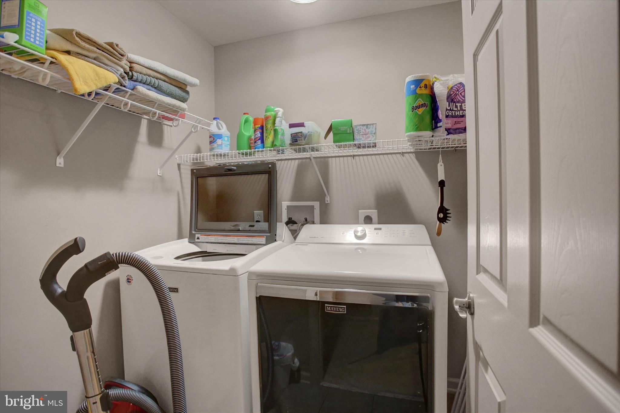 MEADOWBROOK FARMS - Residential