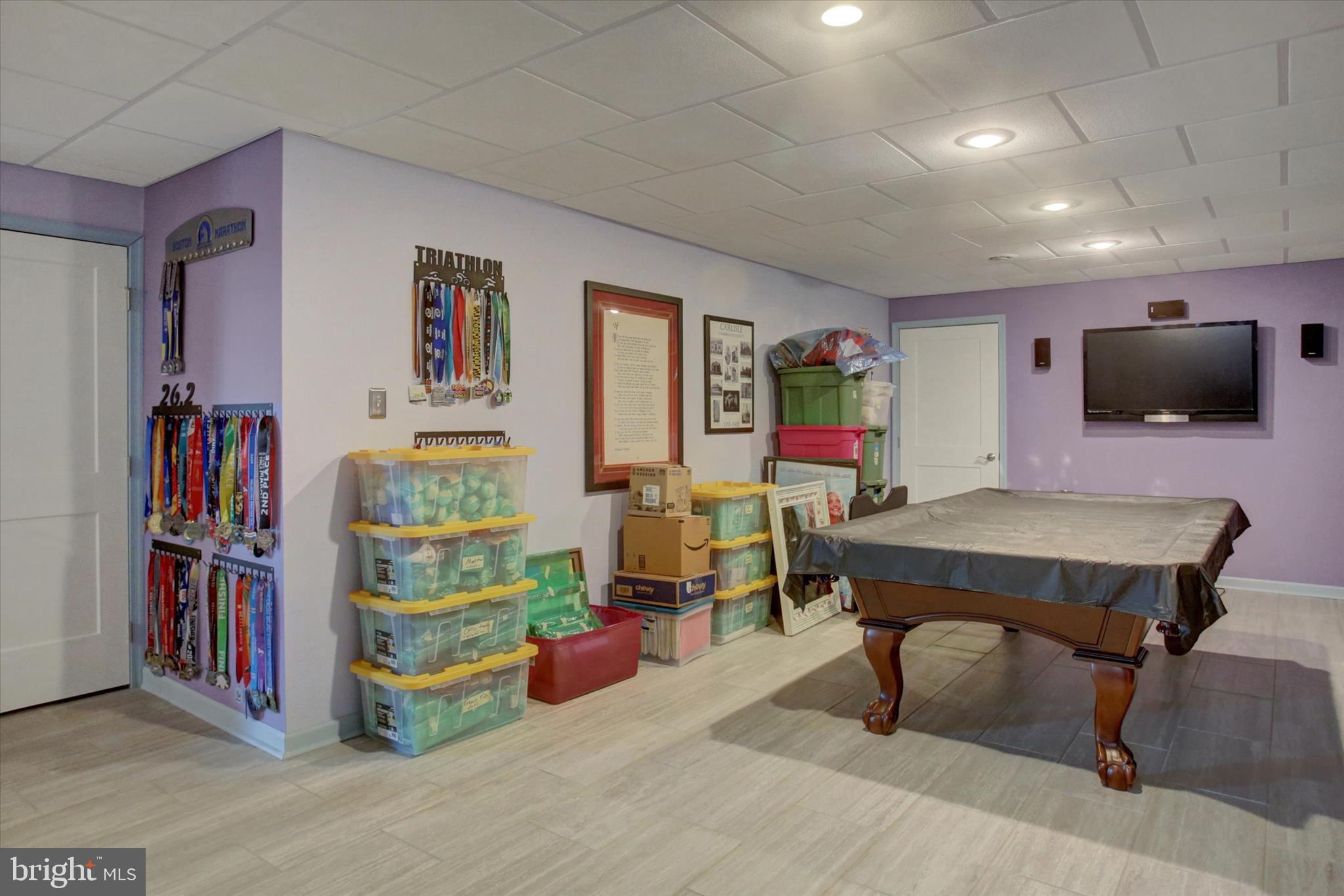 MEADOWBROOK FARMS - Residential