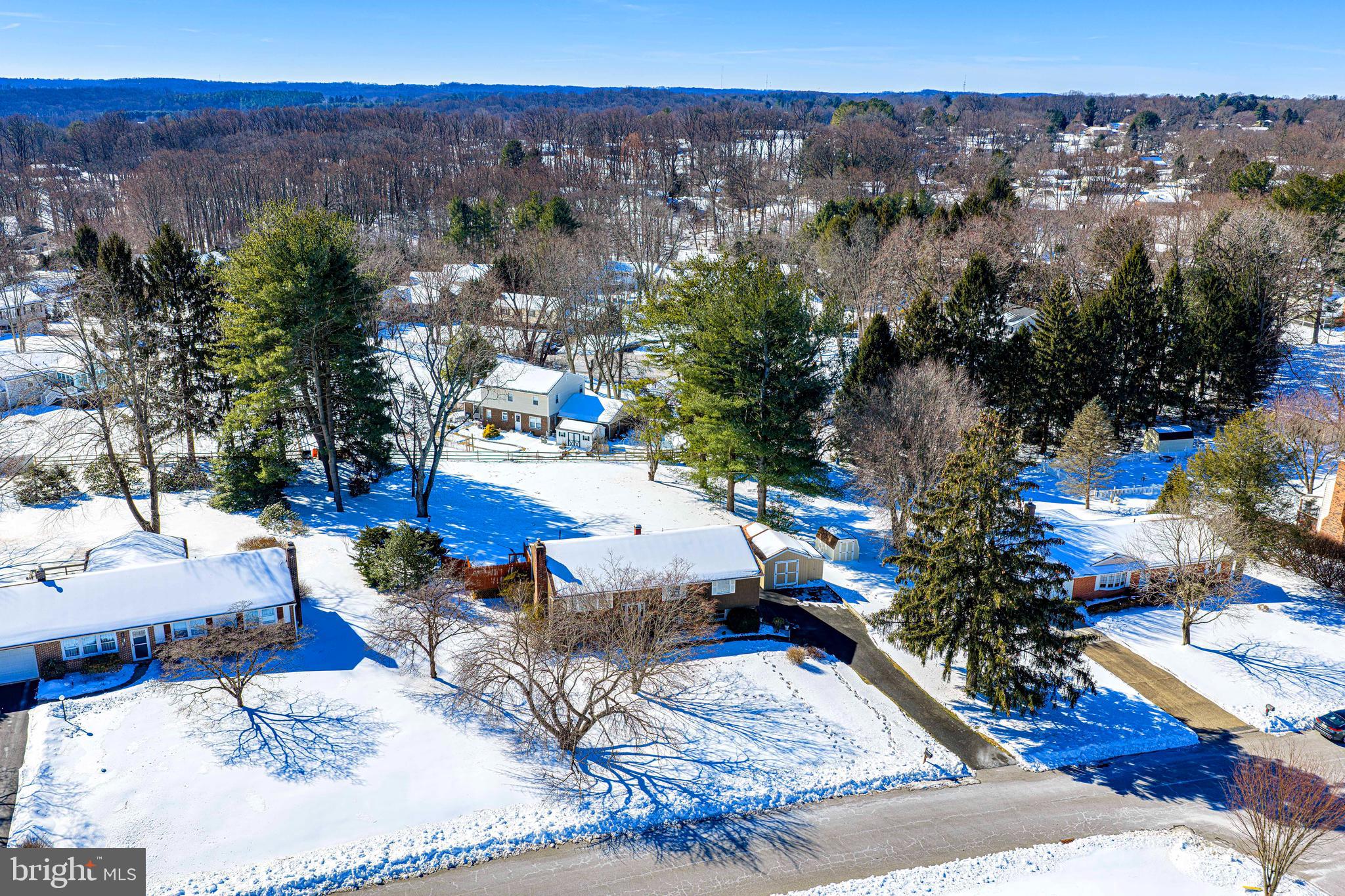 HARFORD HUNT MANOR - Residential