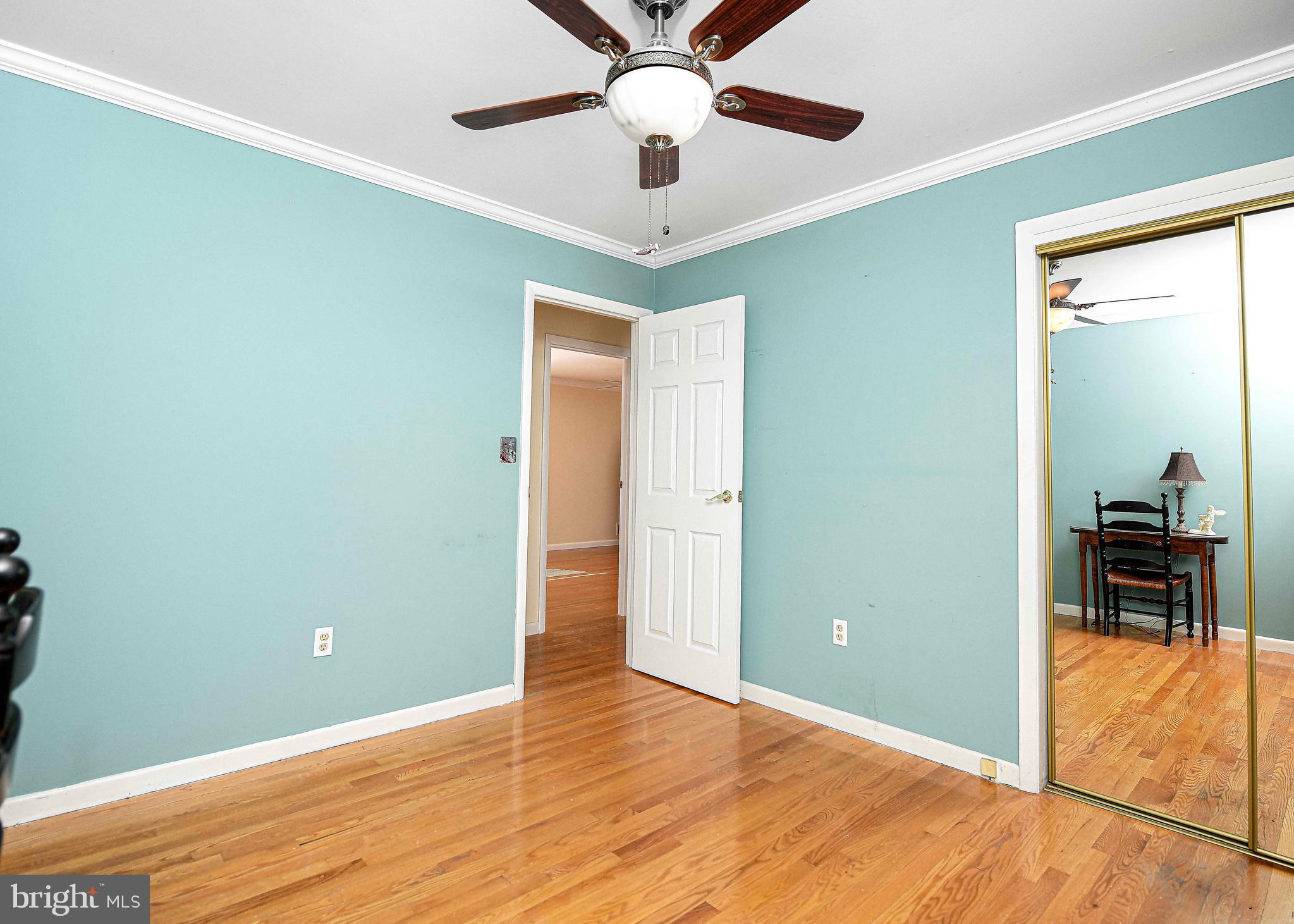 HARFORD HUNT MANOR - Residential