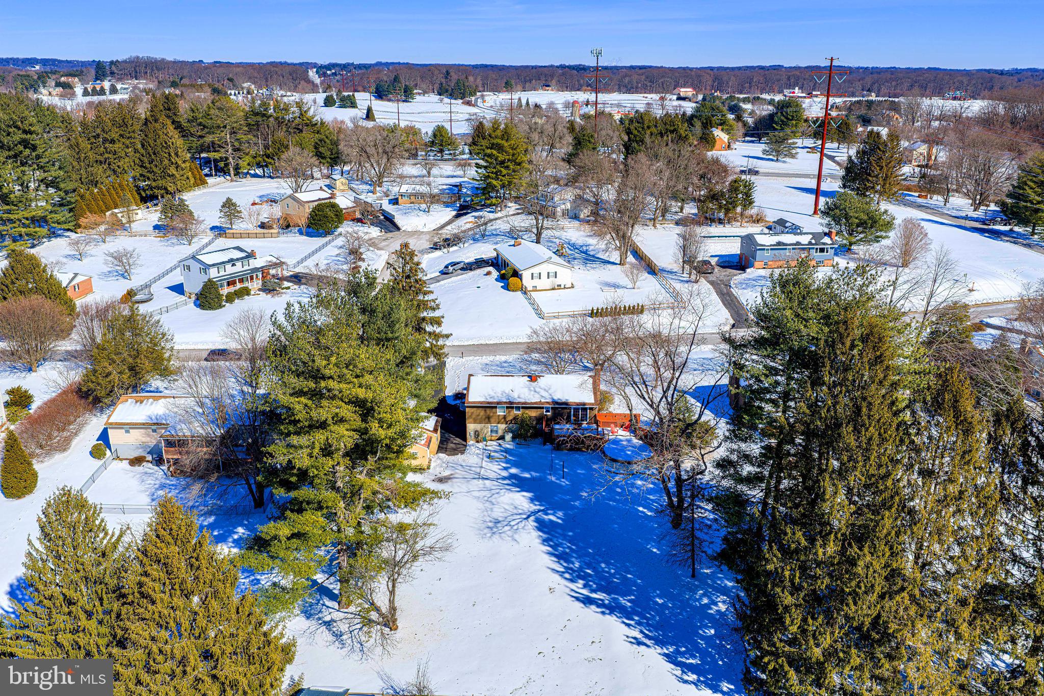 HARFORD HUNT MANOR - Residential