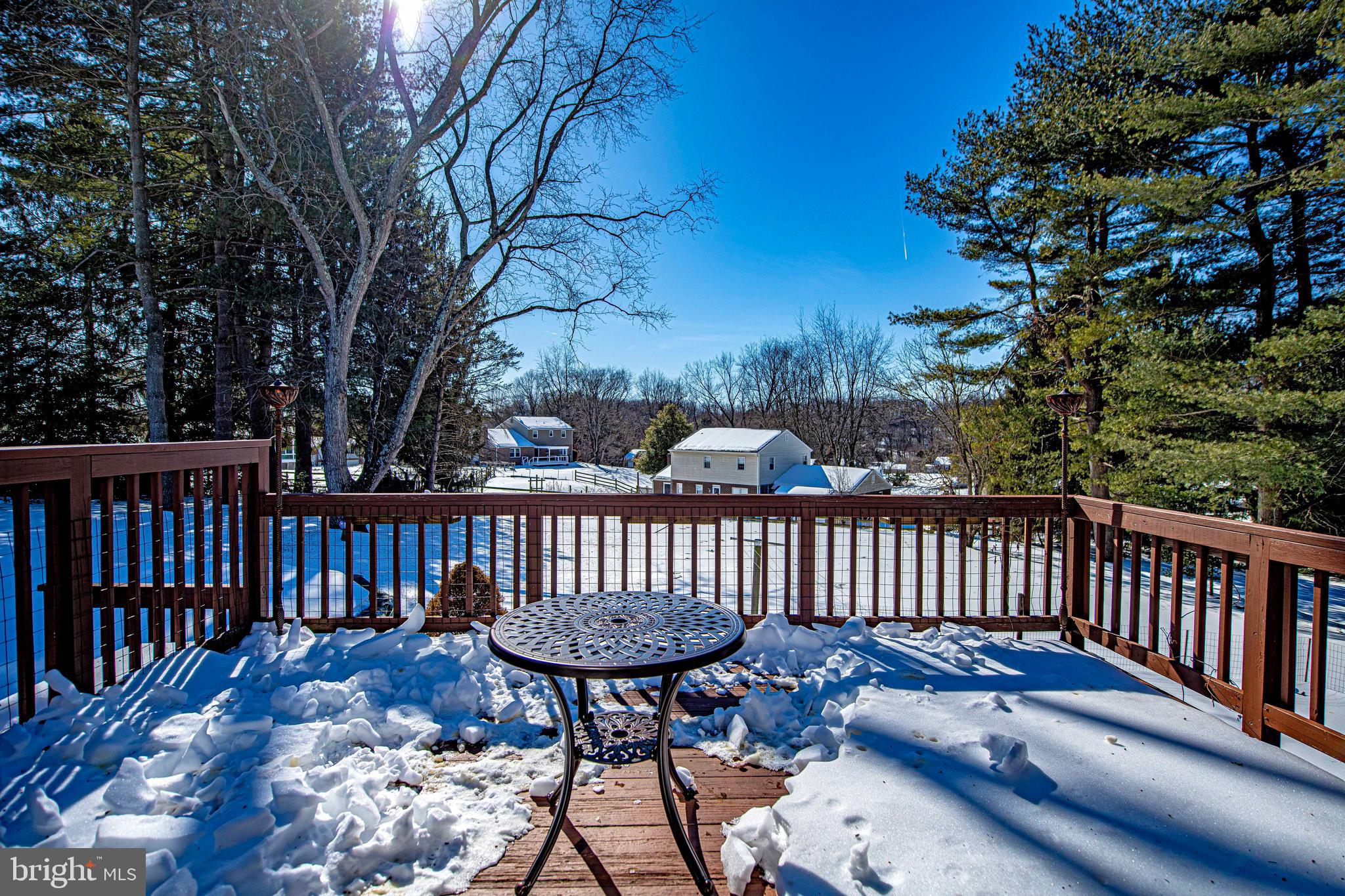 HARFORD HUNT MANOR - Residential