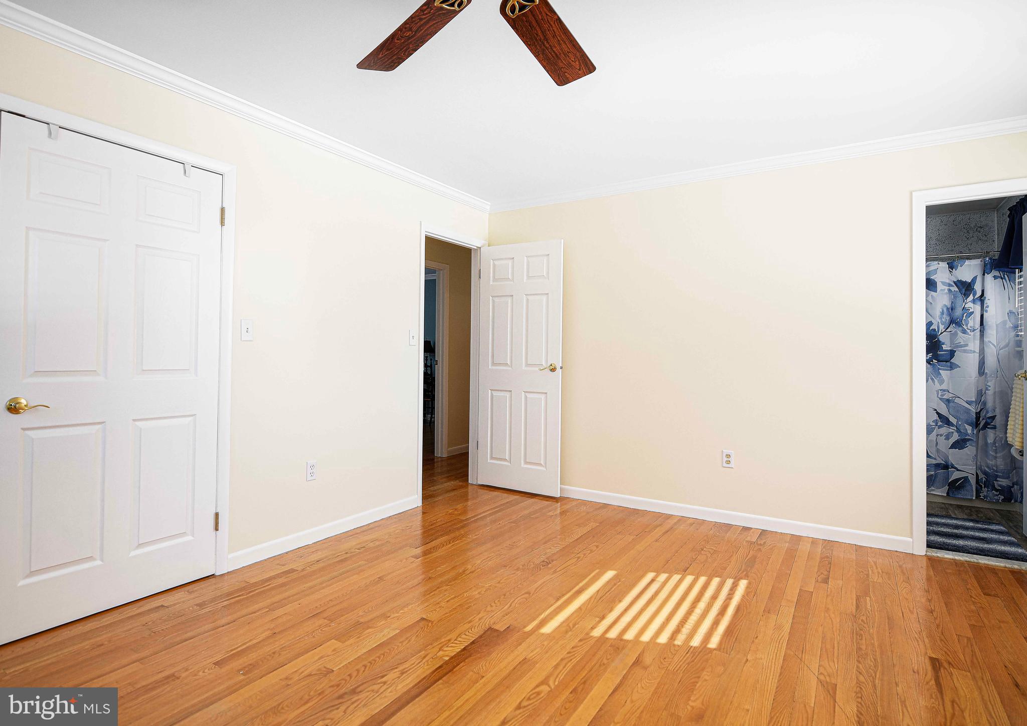 HARFORD HUNT MANOR - Residential