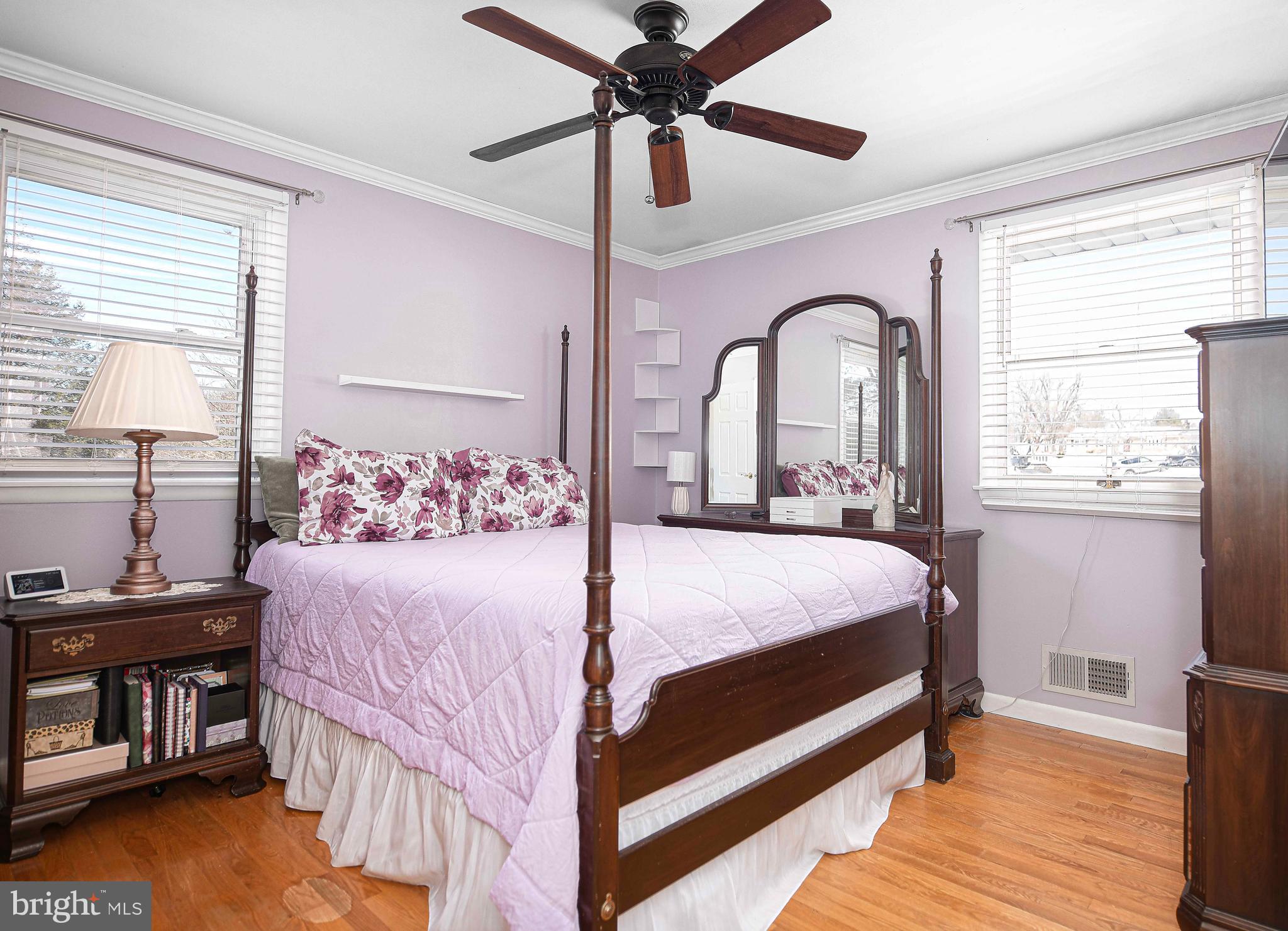 HARFORD HUNT MANOR - Residential