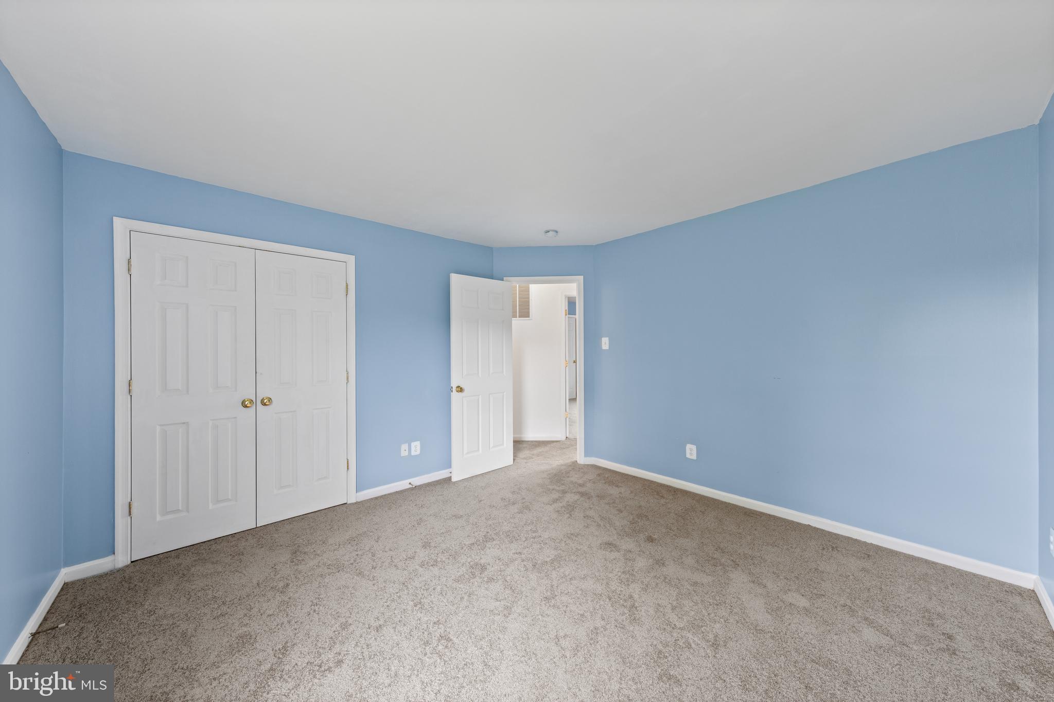 HARBOR POINTE - Residential