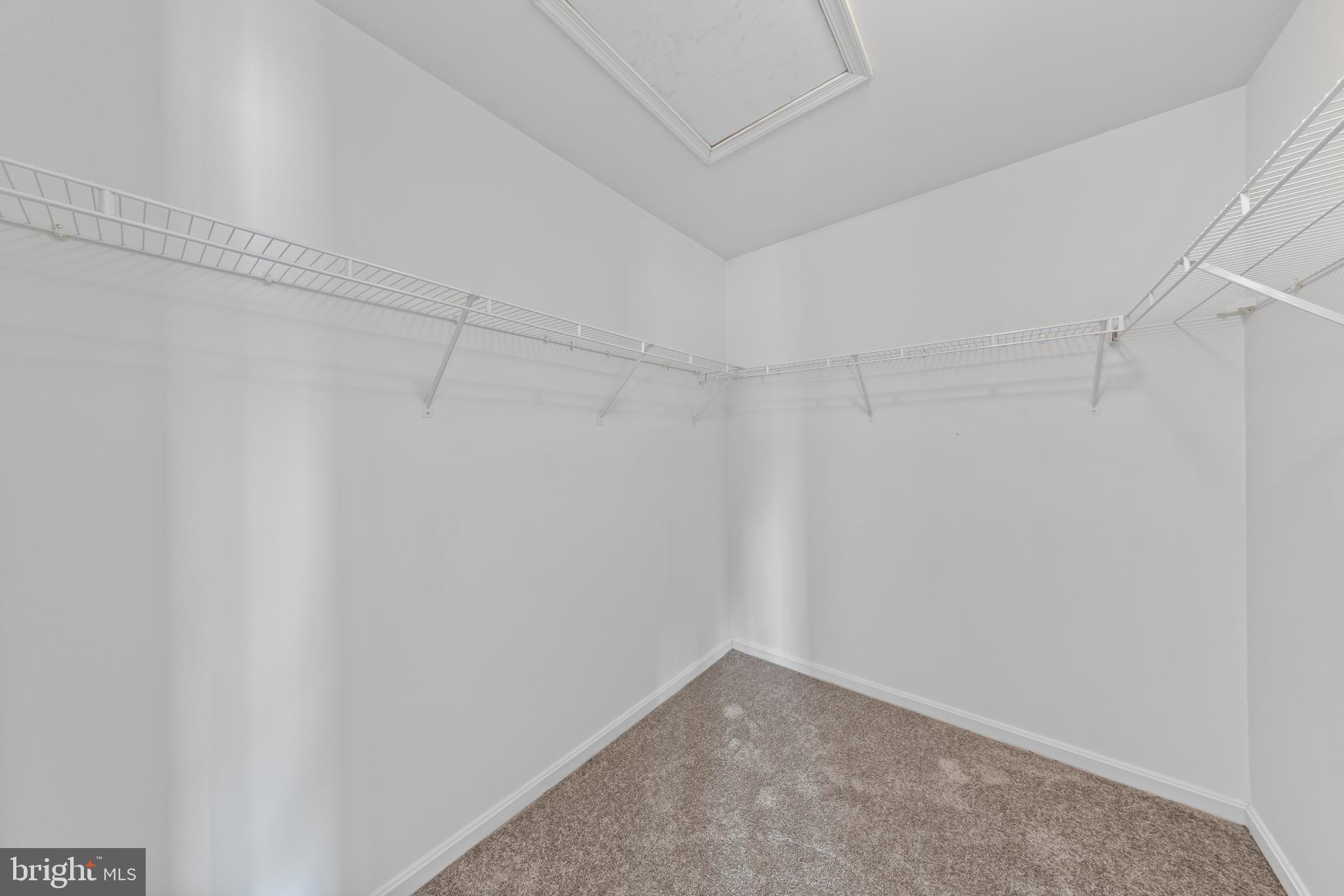 HARBOR POINTE - Residential