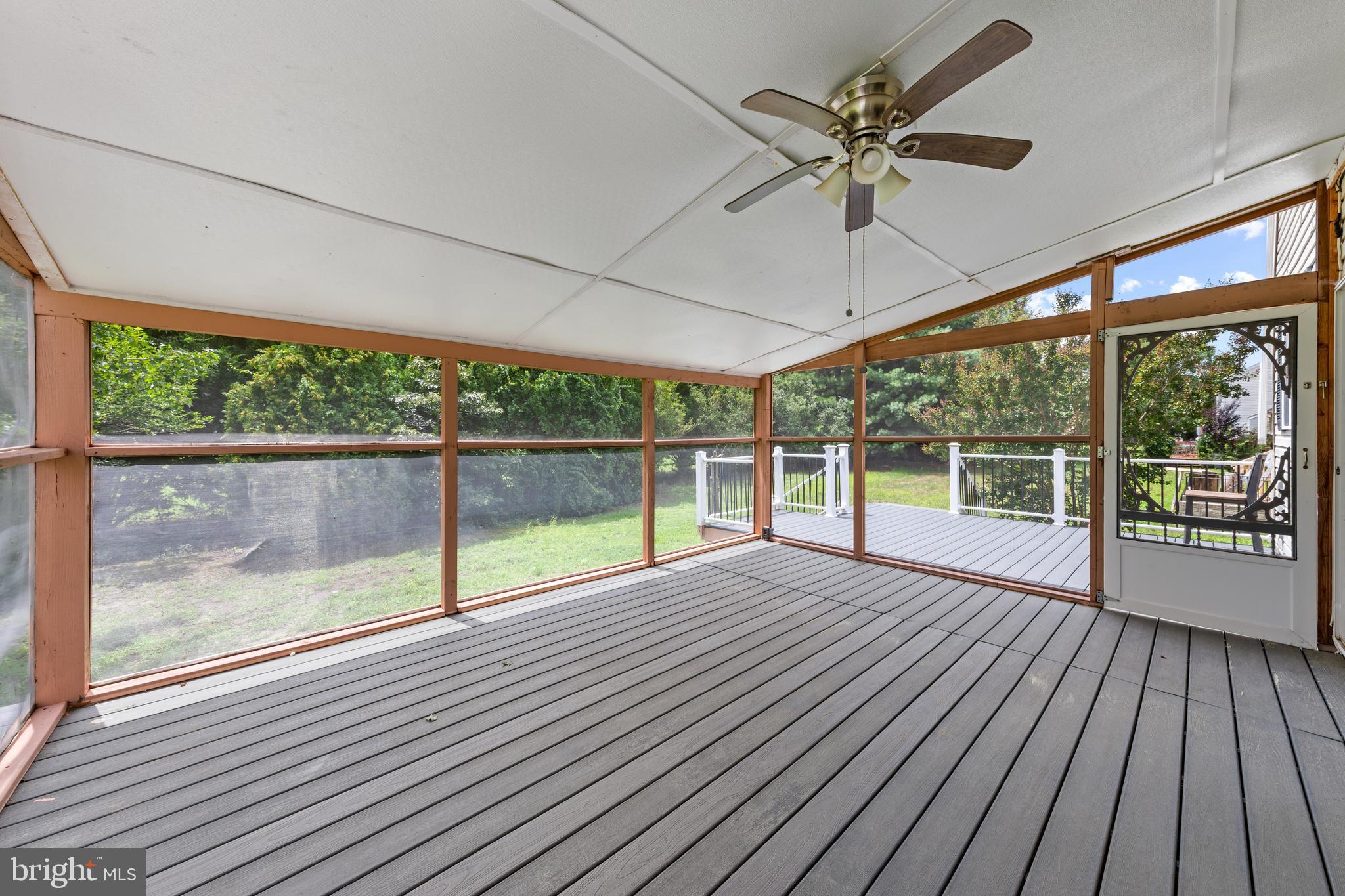 HARBOR POINTE - Residential